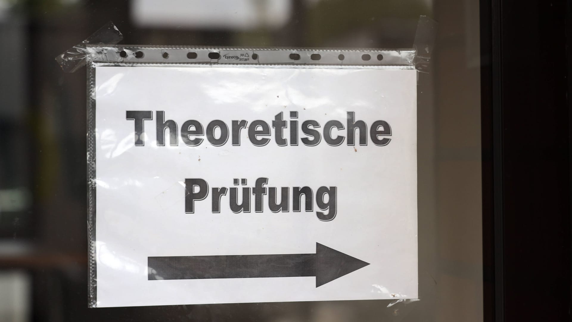 Theoretische Prüfungen sind für viele eine Herausforderung