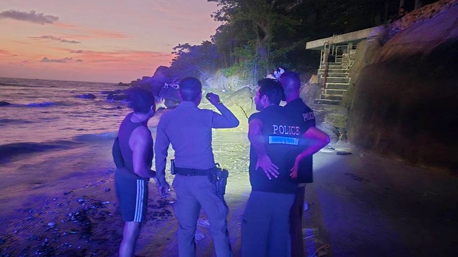 Polizeibeamte am Tatort auf Koh Phangan: Ermittlungen nach der Vergewaltigung einer deutschen Touristin laufen.