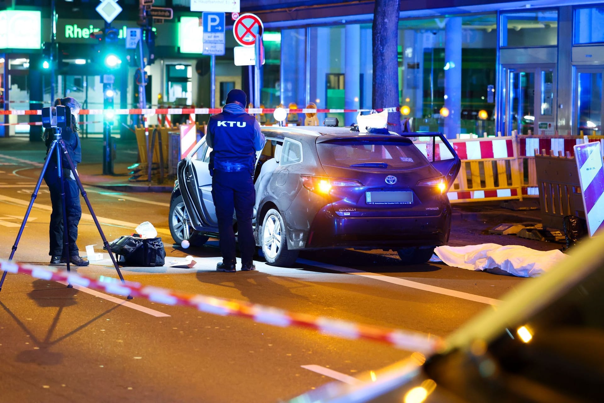 Tote Person in Düsseldorfer Innenstadt