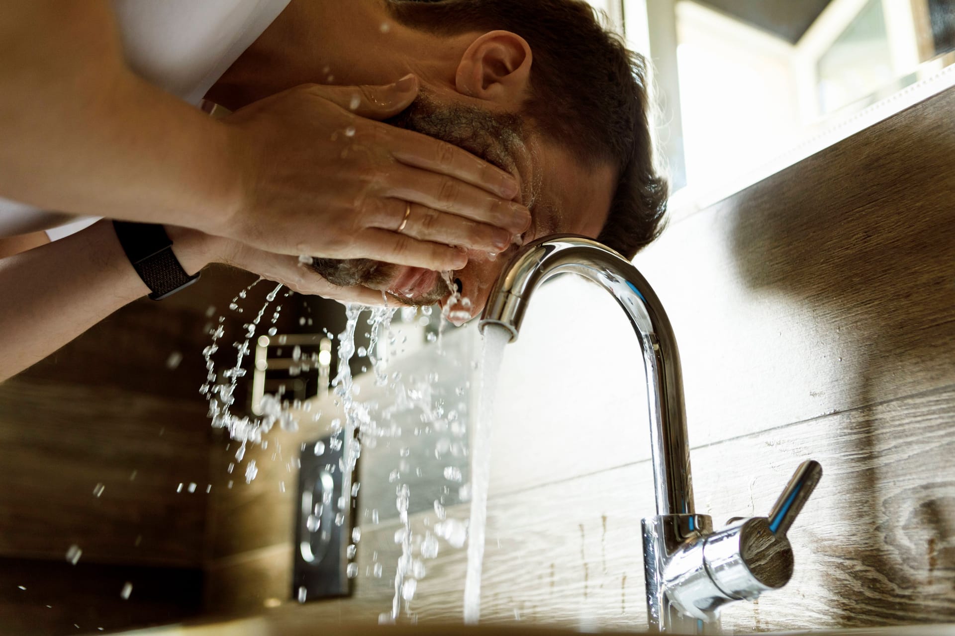 Küche, Bad, Dusche: Nach längerem Fortsein ist Vorsicht geboten.