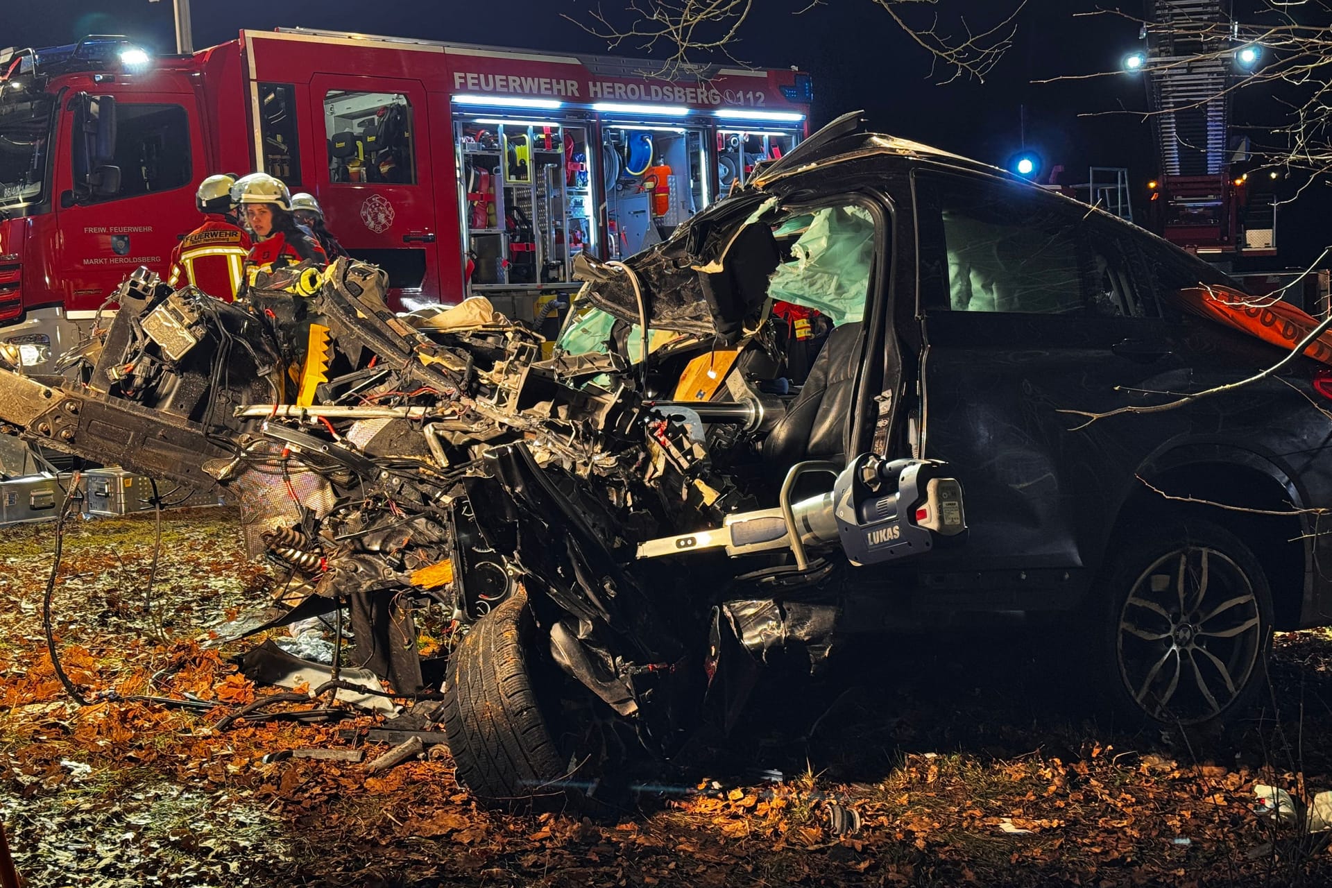 Auf der B2 bei Nürnberg kam es am Sonntagabend kurz vor der Anschlussstelle Nürnberg-Nord zu einem schweren Unfall.