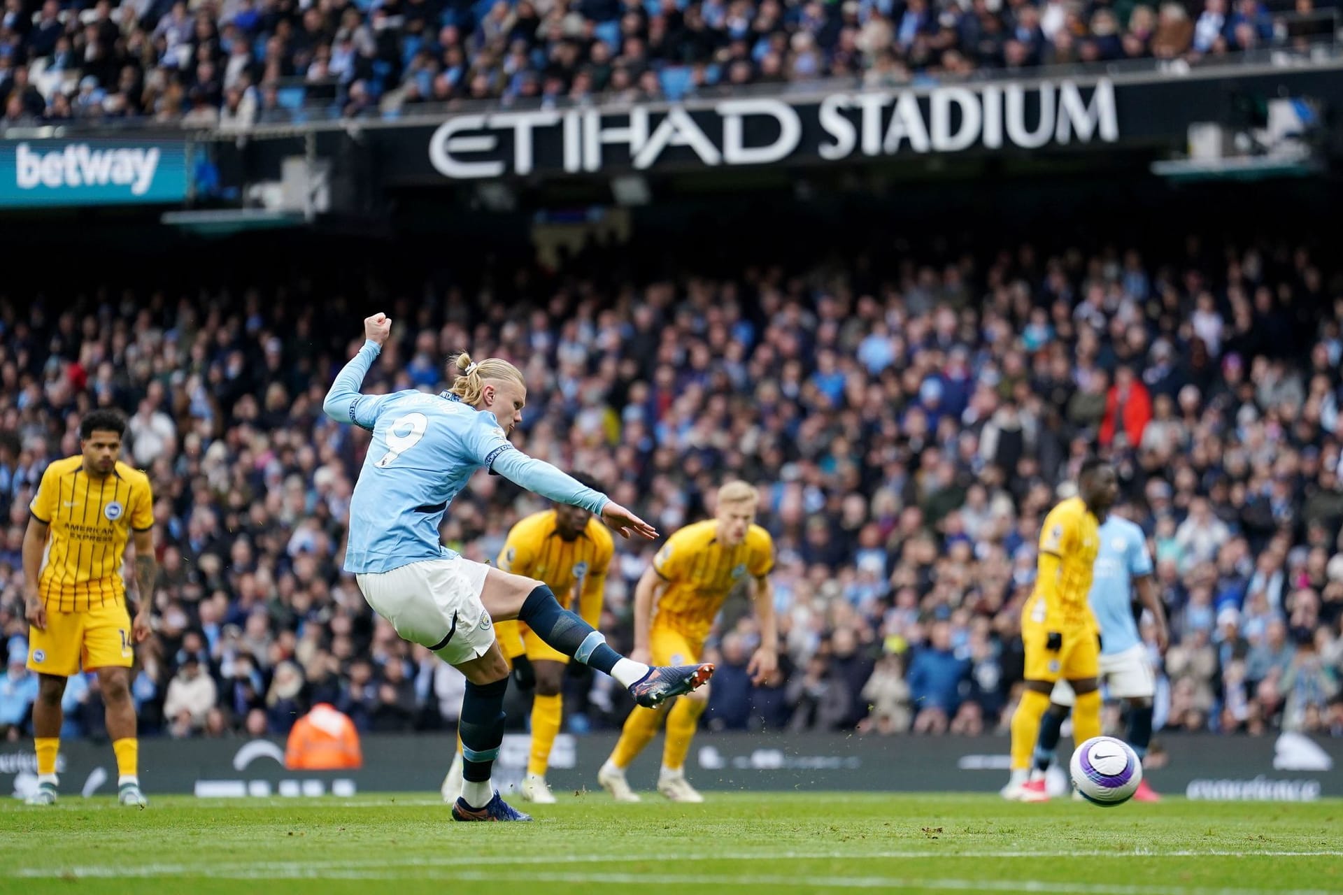 Manchester City - Brighton & Hove Albion