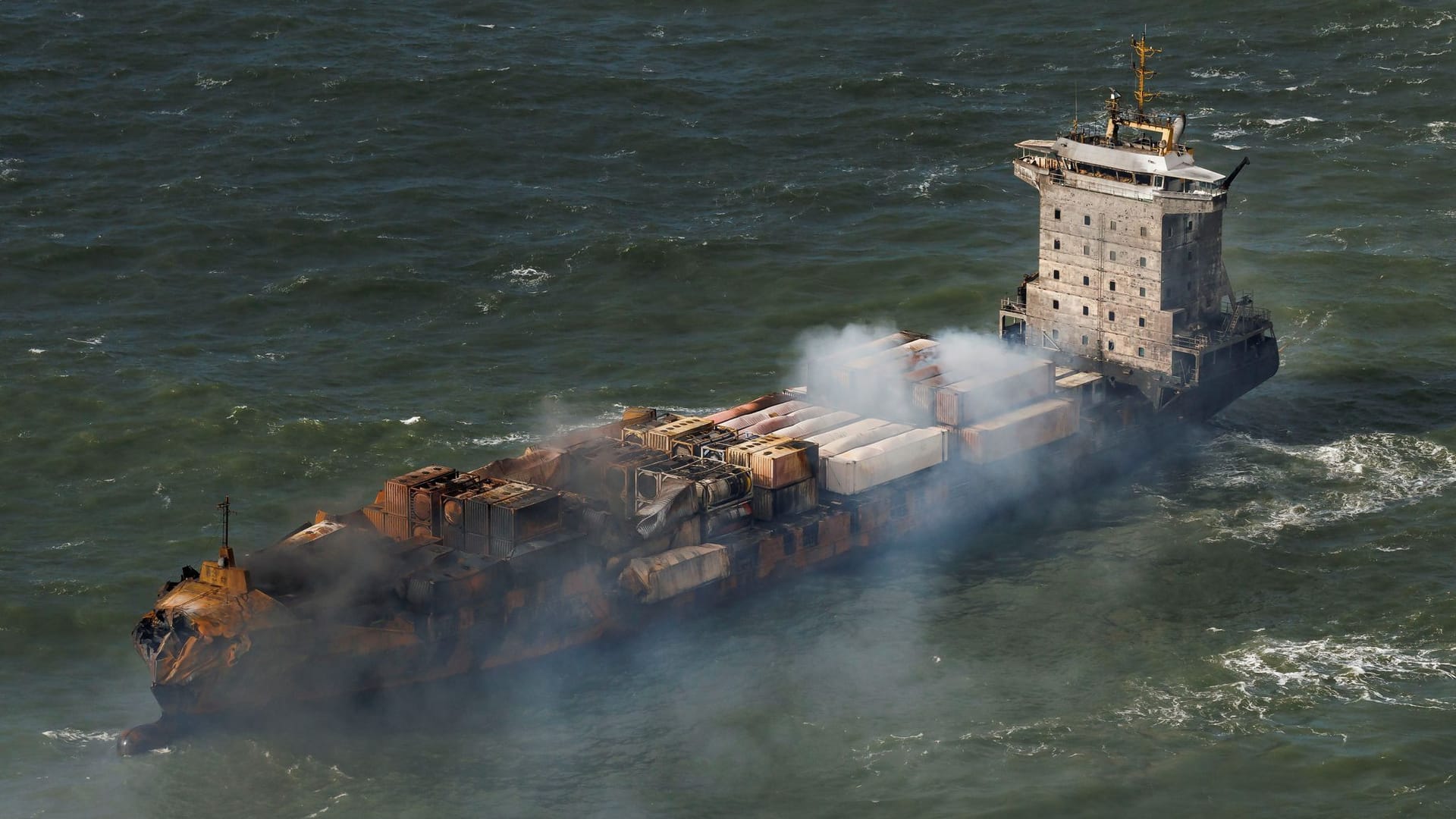 Der Frachter "Solong": Das Schiff droht zu sinken.