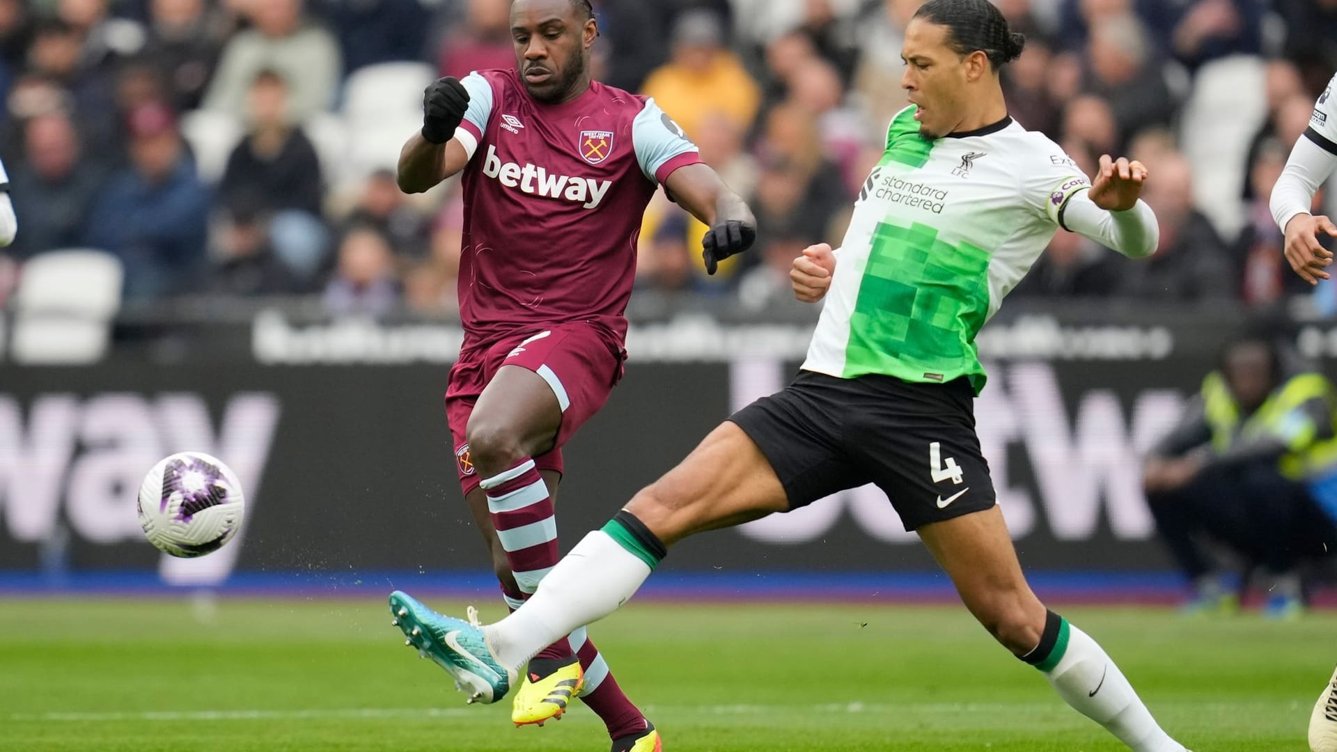 Michail Antonio, Virgil van Dijk