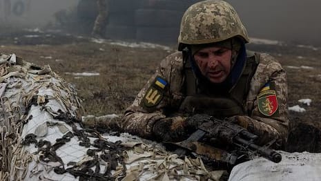 Ukrainischer Soldat bei einer Übung im Osten des Landes: "Es gibt ein grundlegendes Problem – die kleinere Mobilisierungsbasis der Ukraine".