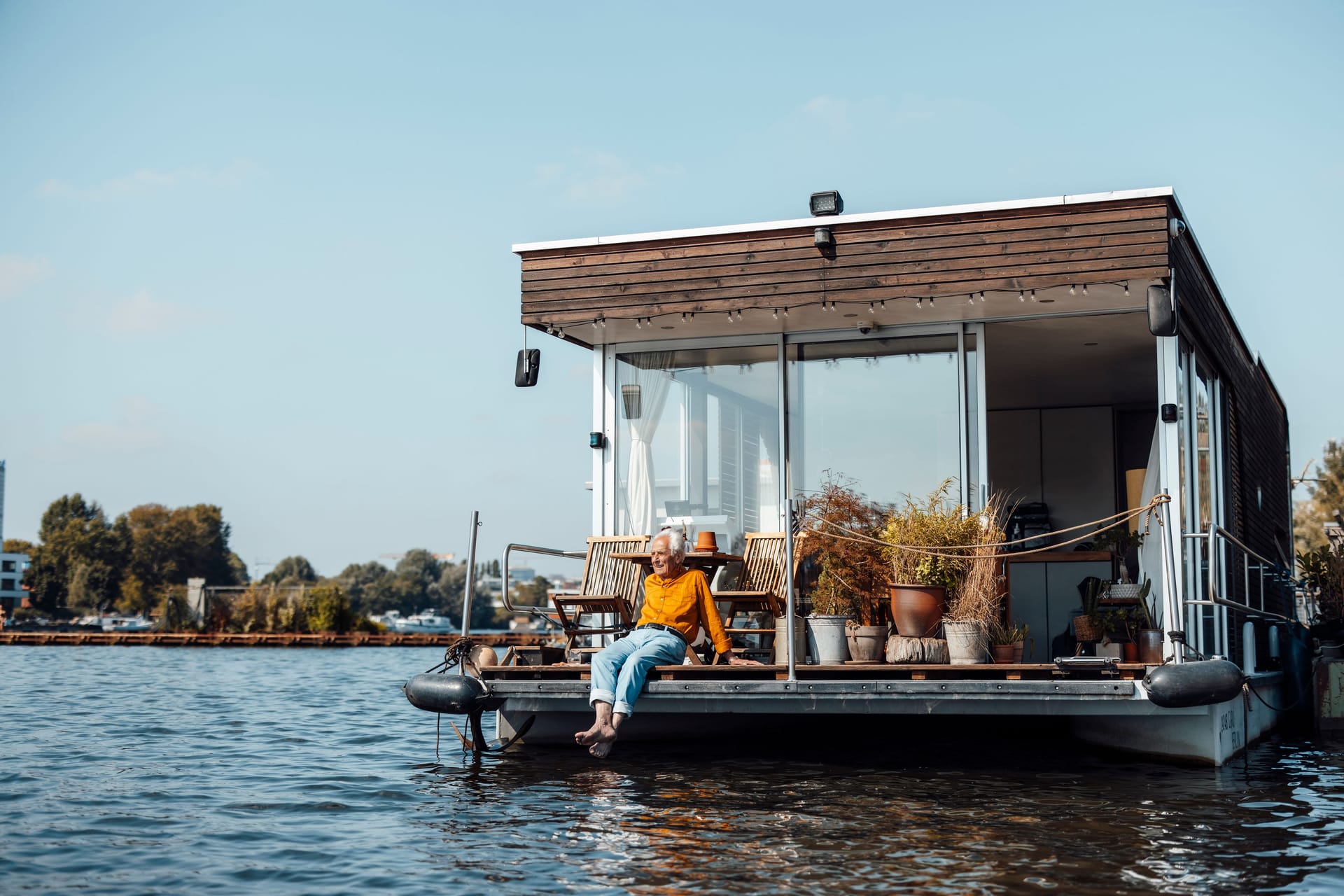 Urlaub auf dem Hausboot: Das geht auch ohne Bootsführerschein.