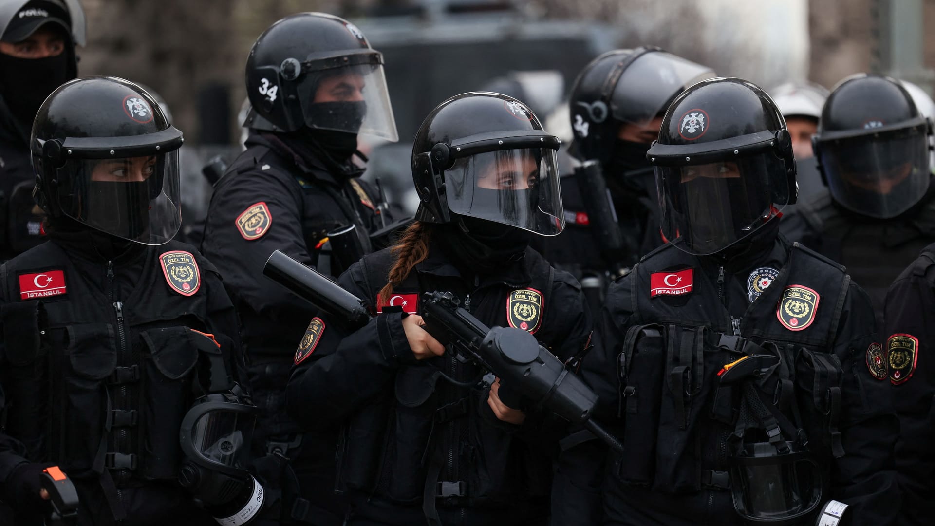 Türkische Sicherheitskräfte: Erdogan lässt Demonstrationen in großen Städten des Landes verbieten.