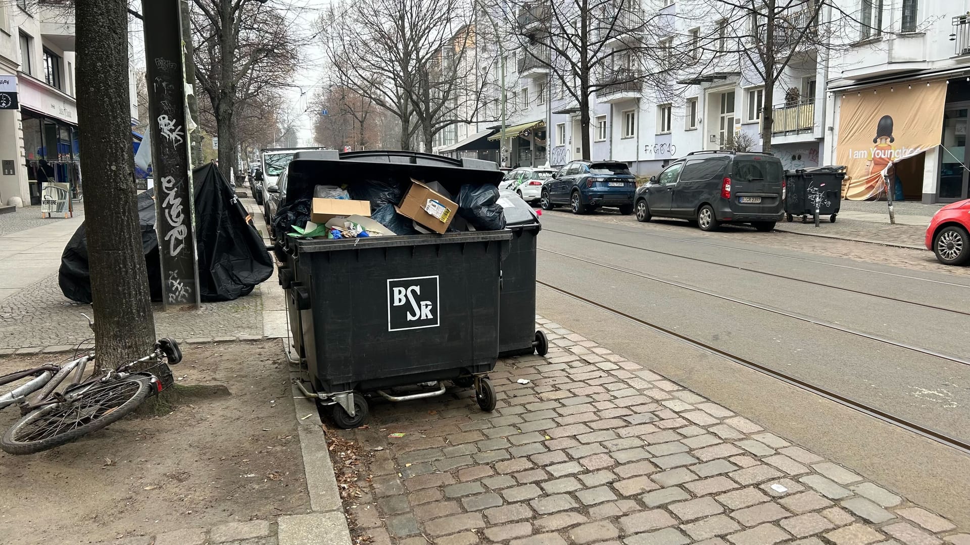 Auch Rest- und Biotonnen werden nicht entleert: Einen Nachholtermin wird es nicht geben.