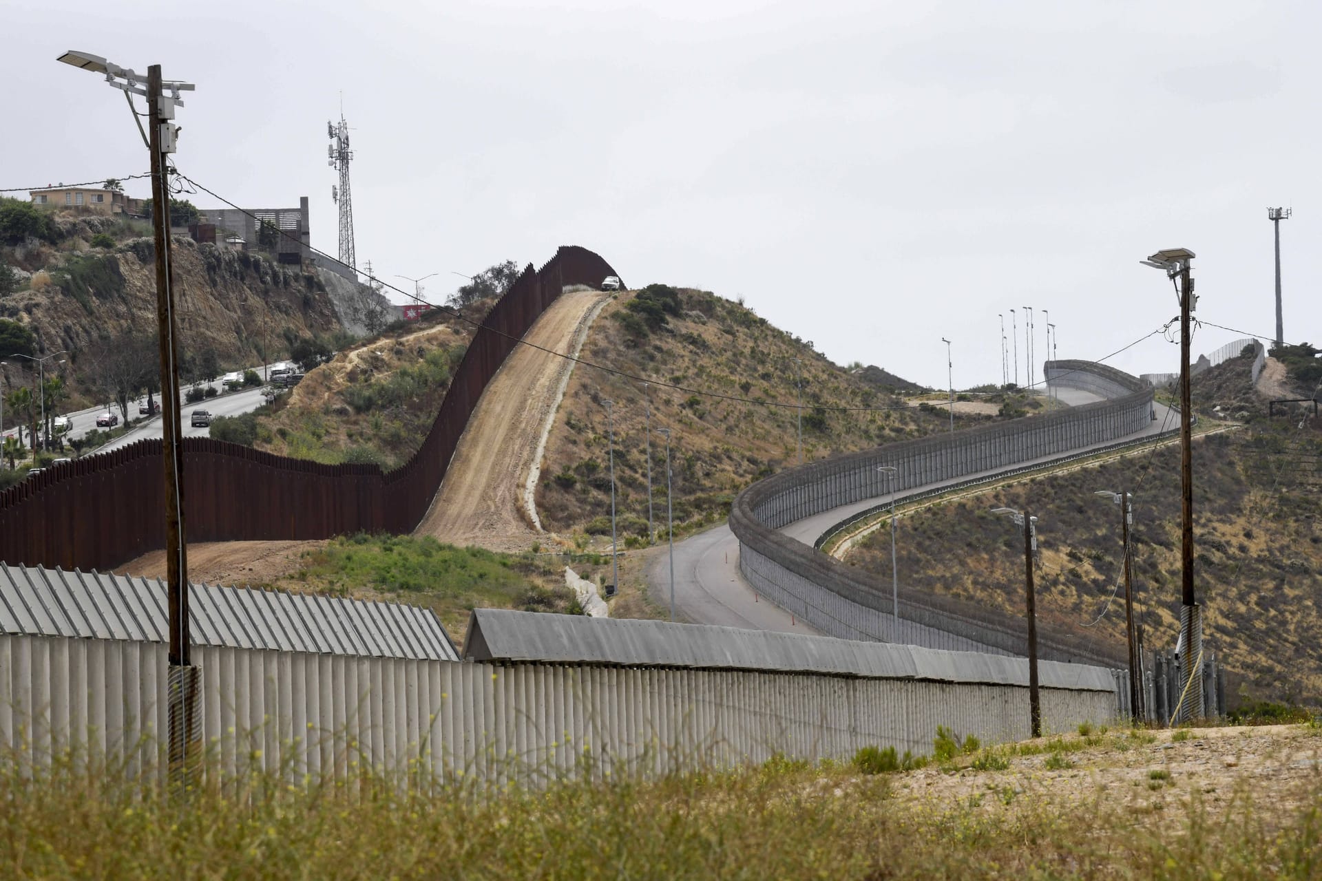 Grenze zwischen USA und Mexico bei San Diego (Archivbild): Eine festgehaltene Deutsche soll bald abgeschoben werden.