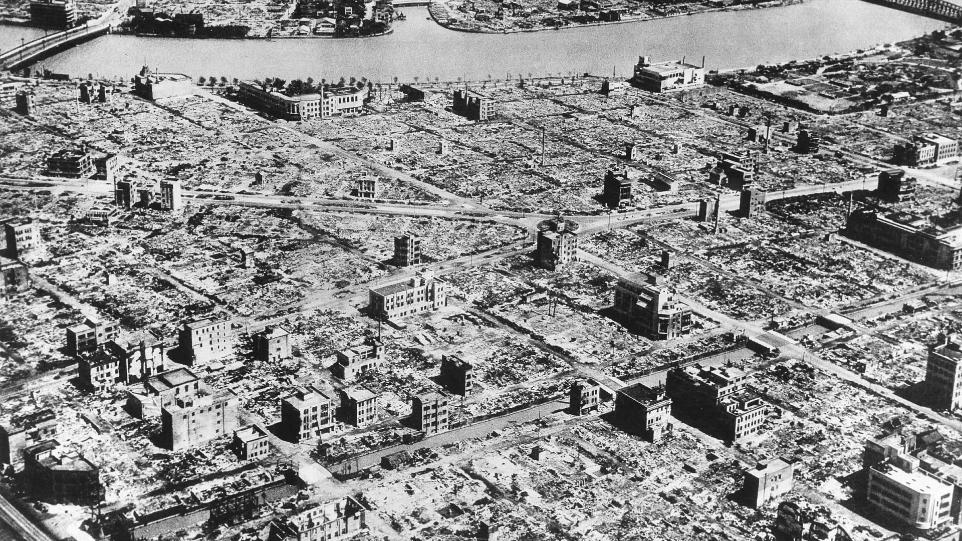 Tokio nach dem US-Bombenangriff im März 1945: Zehntausende starben während des Angriffs.