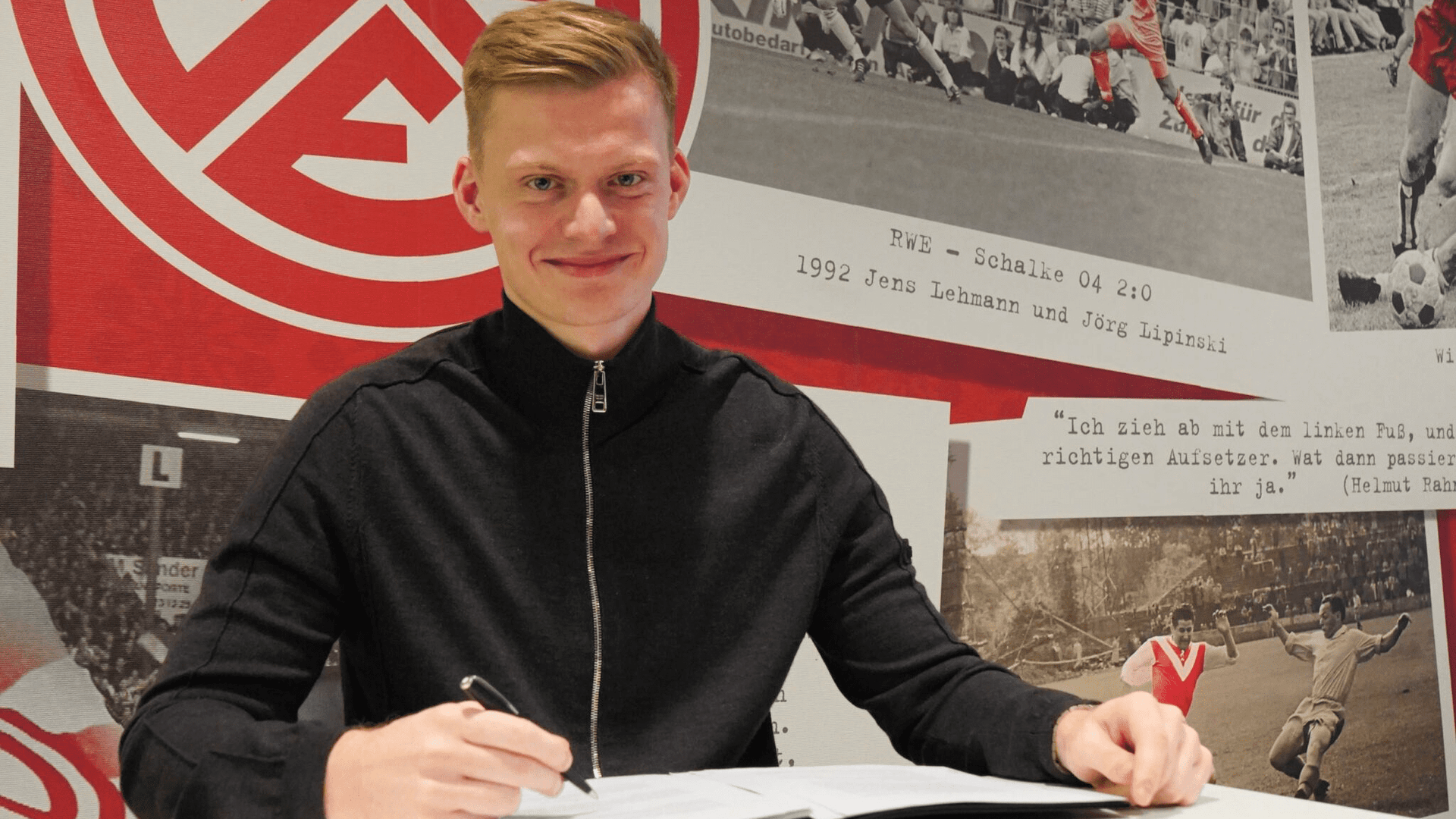 RWE-Torhüter Jakob Golz hat seinen Vertrag an der Hafenstraße verlängert.