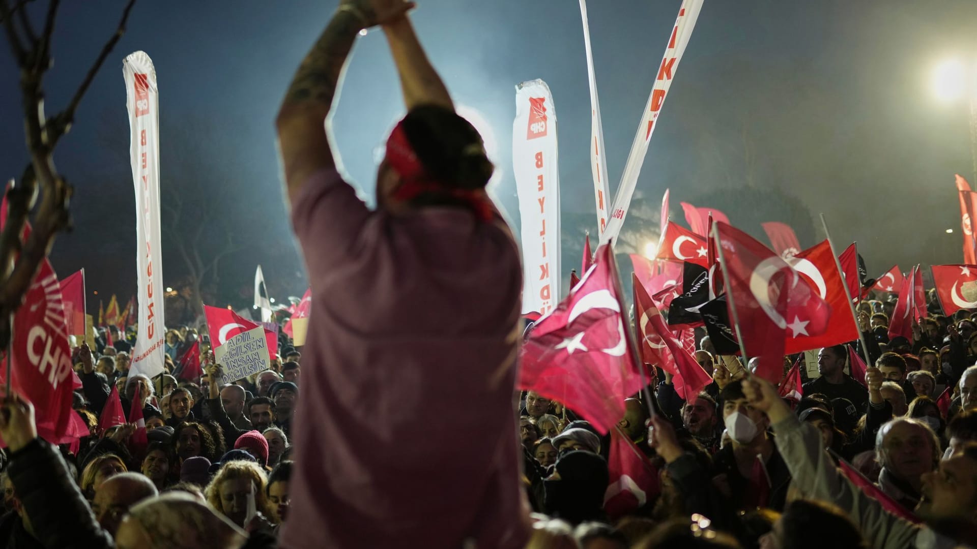 Proteste nach der Festnahme des Istanbuler Bürgermeisters