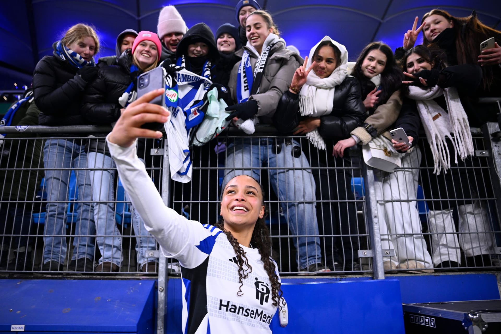 Lisa Baum vom Hamburger SV im Volksparkstadion.