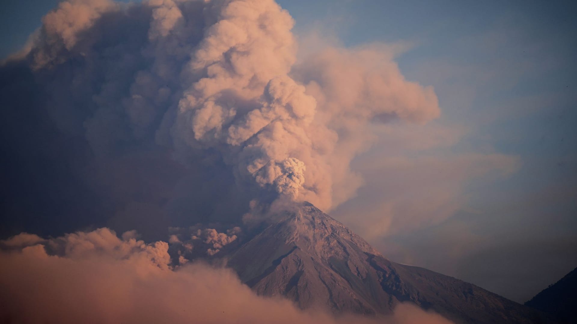 Der Vulkan "Volcan de Fuego"