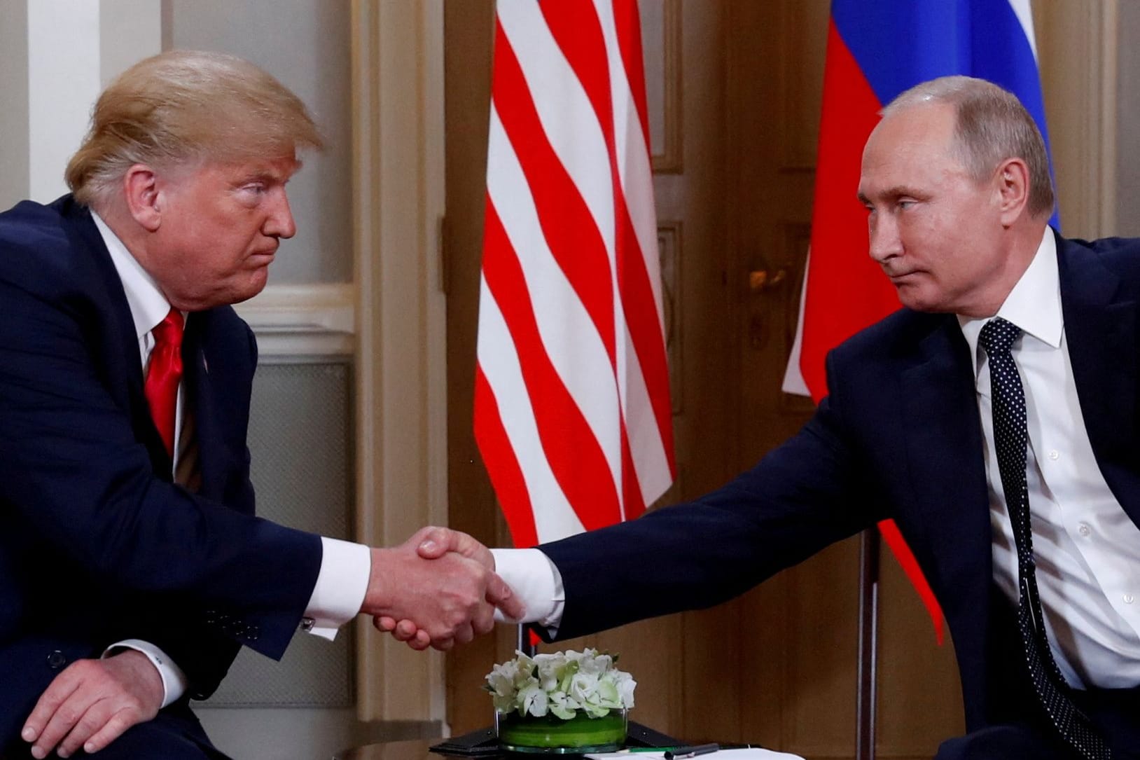 US-Präsident Donald Trump und Russland Präsident Wladimir Putin in Helsinki, Finnland, 2018 (Archivbild)