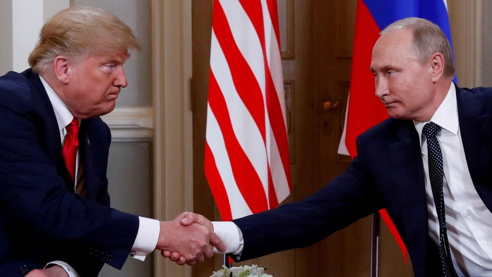 US-Präsident Donald Trump und Russland Präsident Wladimir Putin in Helsinki, Finnland, 2018 (Archivbild)