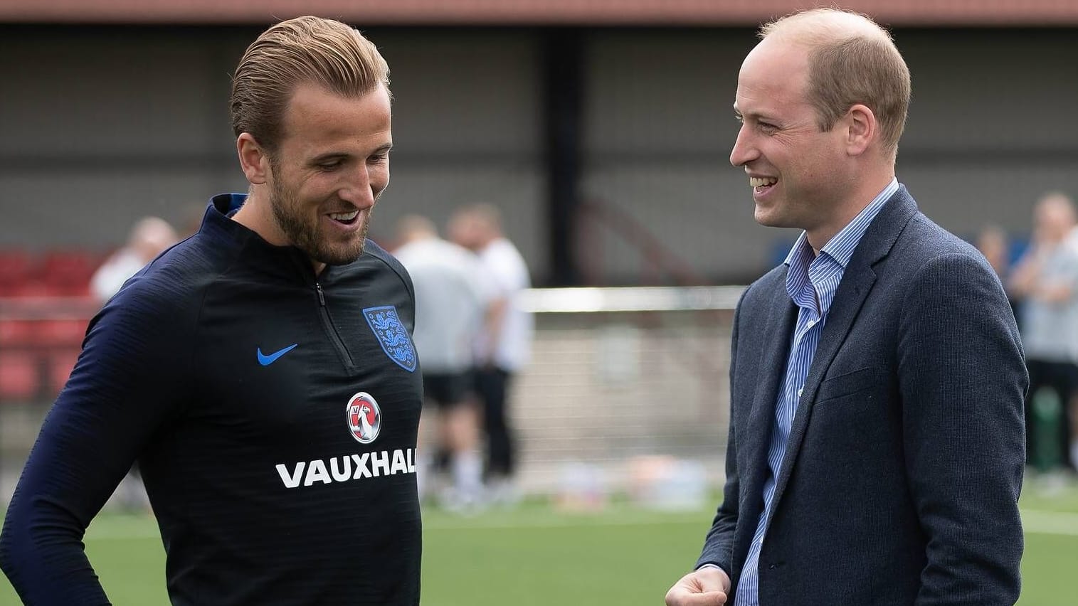 Prinz William (r.) neben Harry Kane bei der WM 2018: Der englische Thronfolger ist großer Fußballfan.