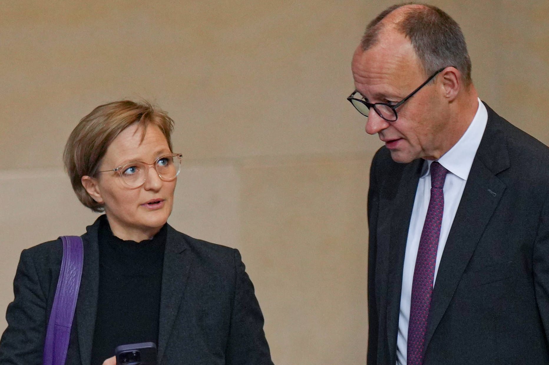 Franziska Brantner (l): Sie glaubt nicht an viele Ministerinnen im Kabinett von Friedrich Merz.