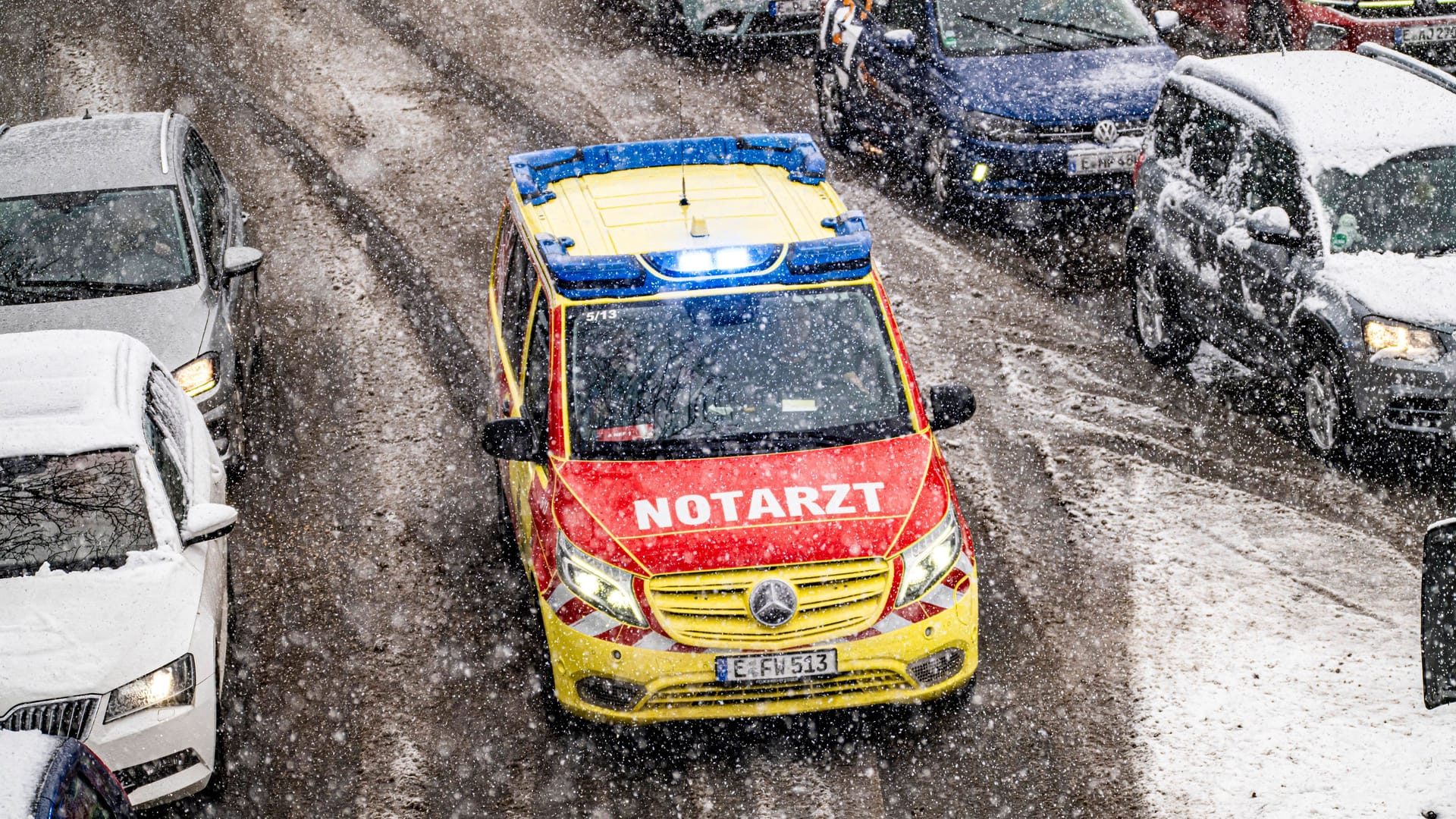 Winterwetter (Symbolbild): In den kommenden Tagen sinkt die Schneefallgrenze.