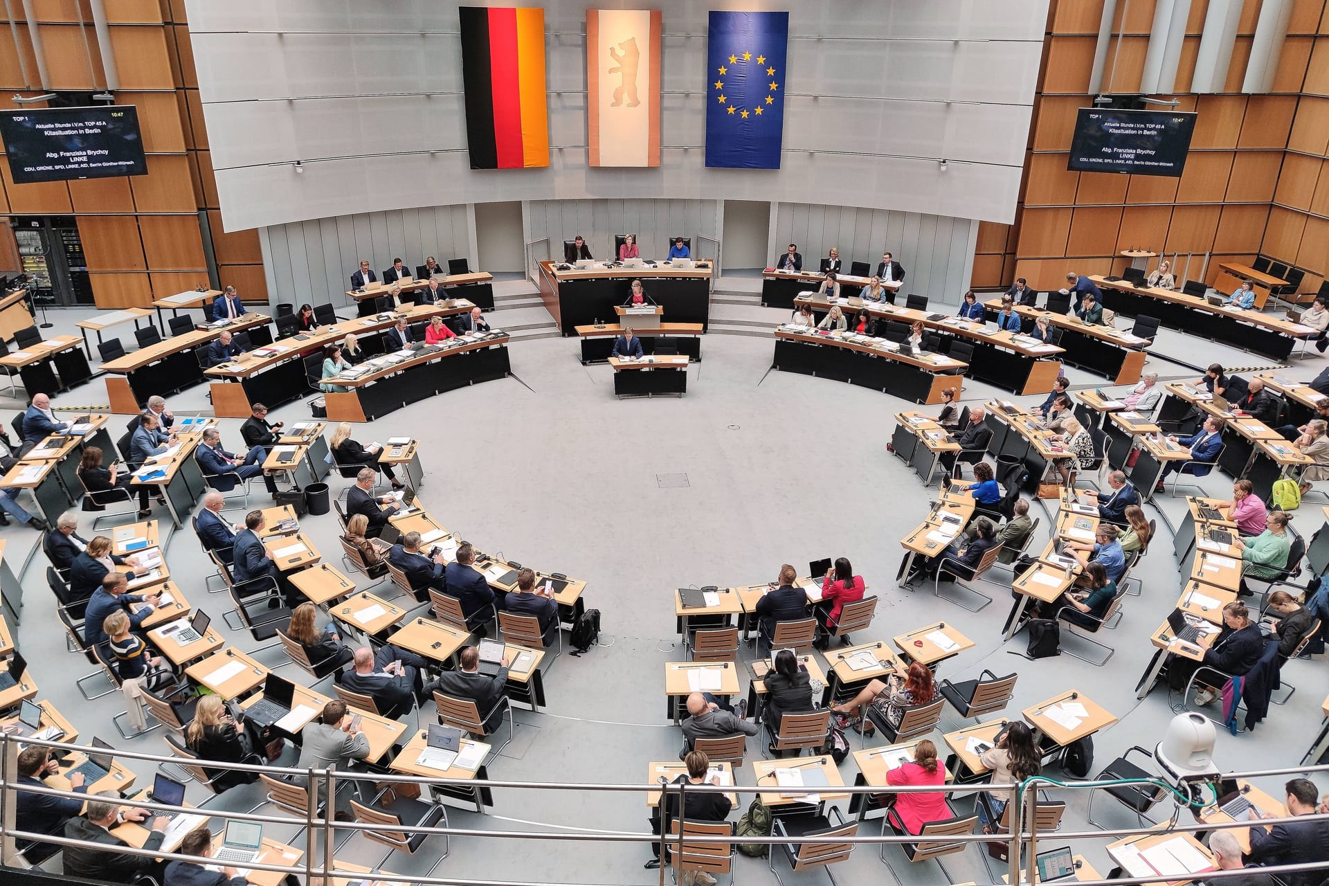 News Bilder des Tages Berlin, Deutschland, 26.09.2024: Berliner Abgeordnetenhaus: 53. Sitzung: Sitzung des Berliner Abgeordnetenhauses