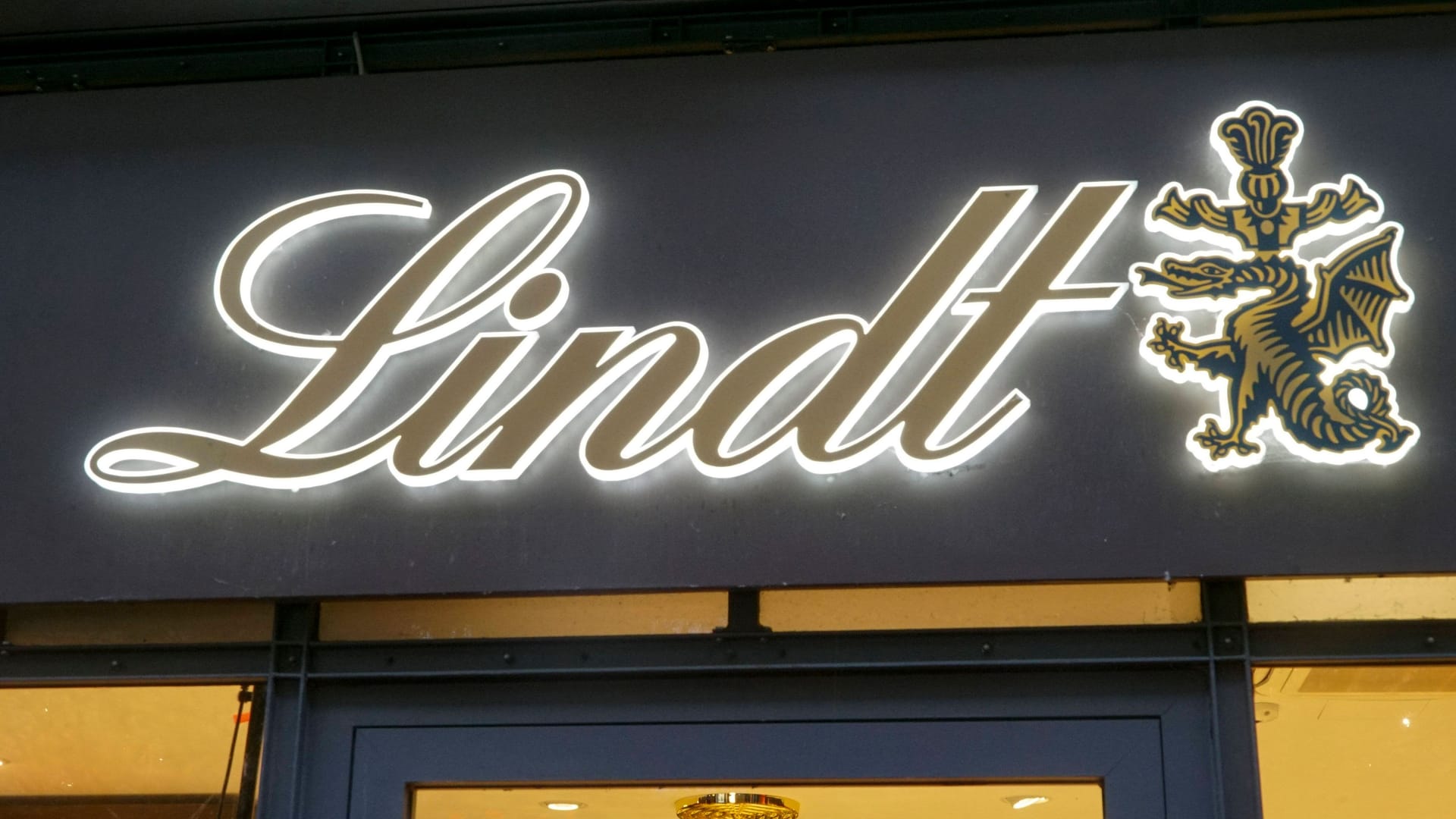 Süße Versuchung, bittere Rechnung: Lindt erhöht schon wieder seine Preise.