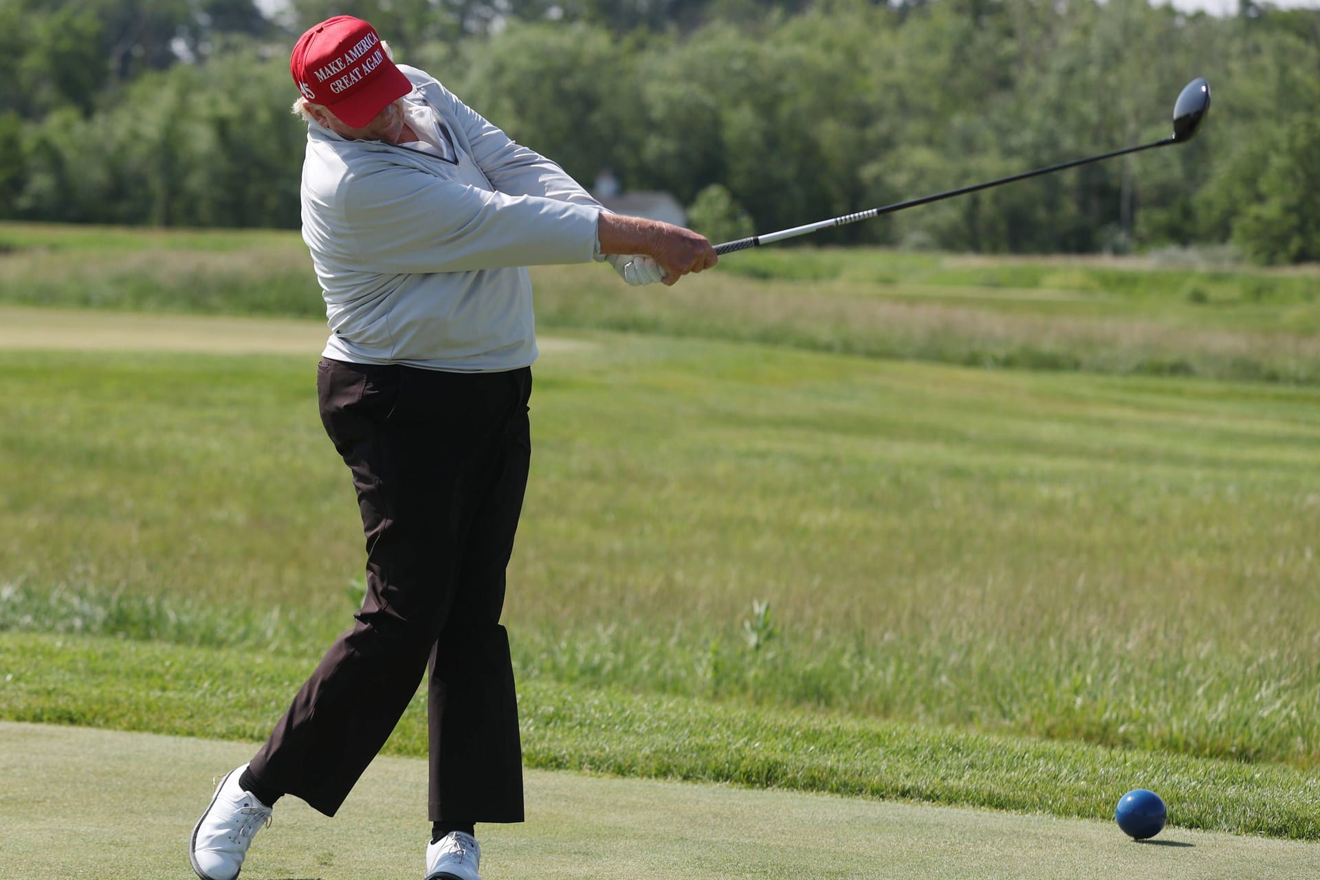Donald Trump beim Golfen in Virginia (Archivbild)