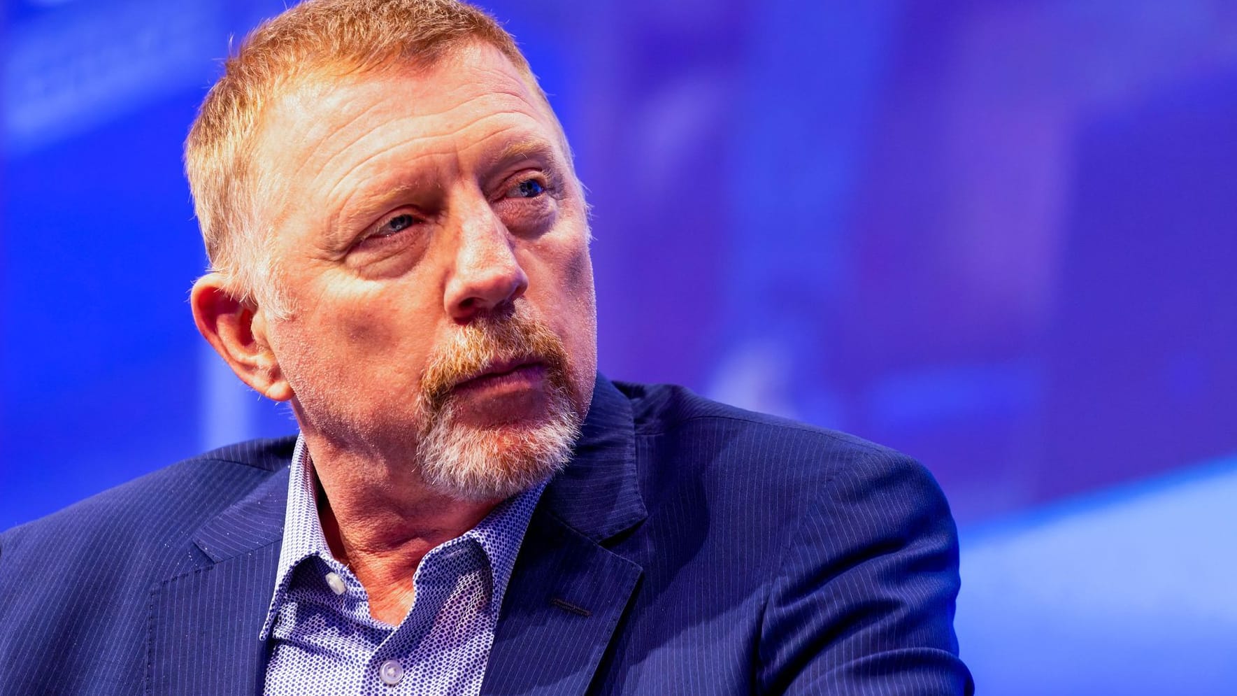 Boris Becker: Er hat ein autobiografisches Buch verfasst.