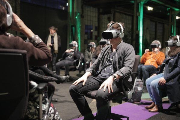 Im Massif E gibt es VR-Vorstellungen für Besucher.