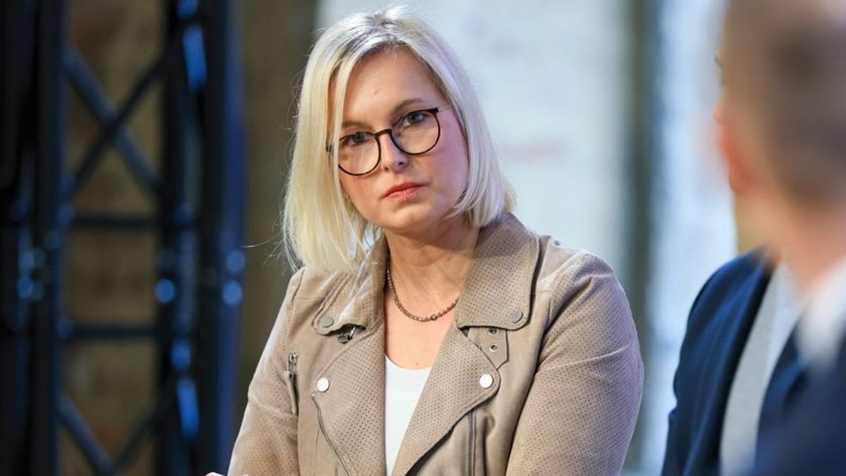 Sensationelle Personalentscheidung: CDU-Politikerin Christiane Schenderlein wird neue Sportministerin!