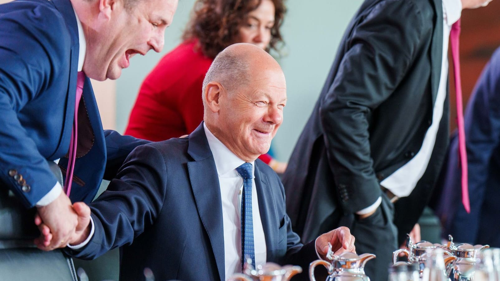 Arbeitsminister Hubertus Heil (l., SPD) und Olaf Scholz