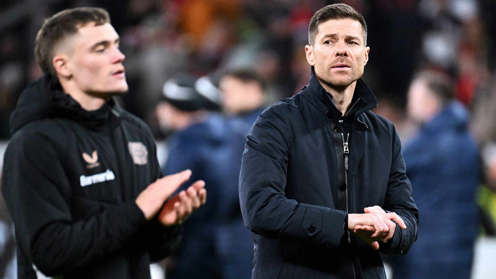 Xabi Alonso (r.): Der Leverkusener Trainer hat mit seinem Team eine titellose Saison gespielt.
