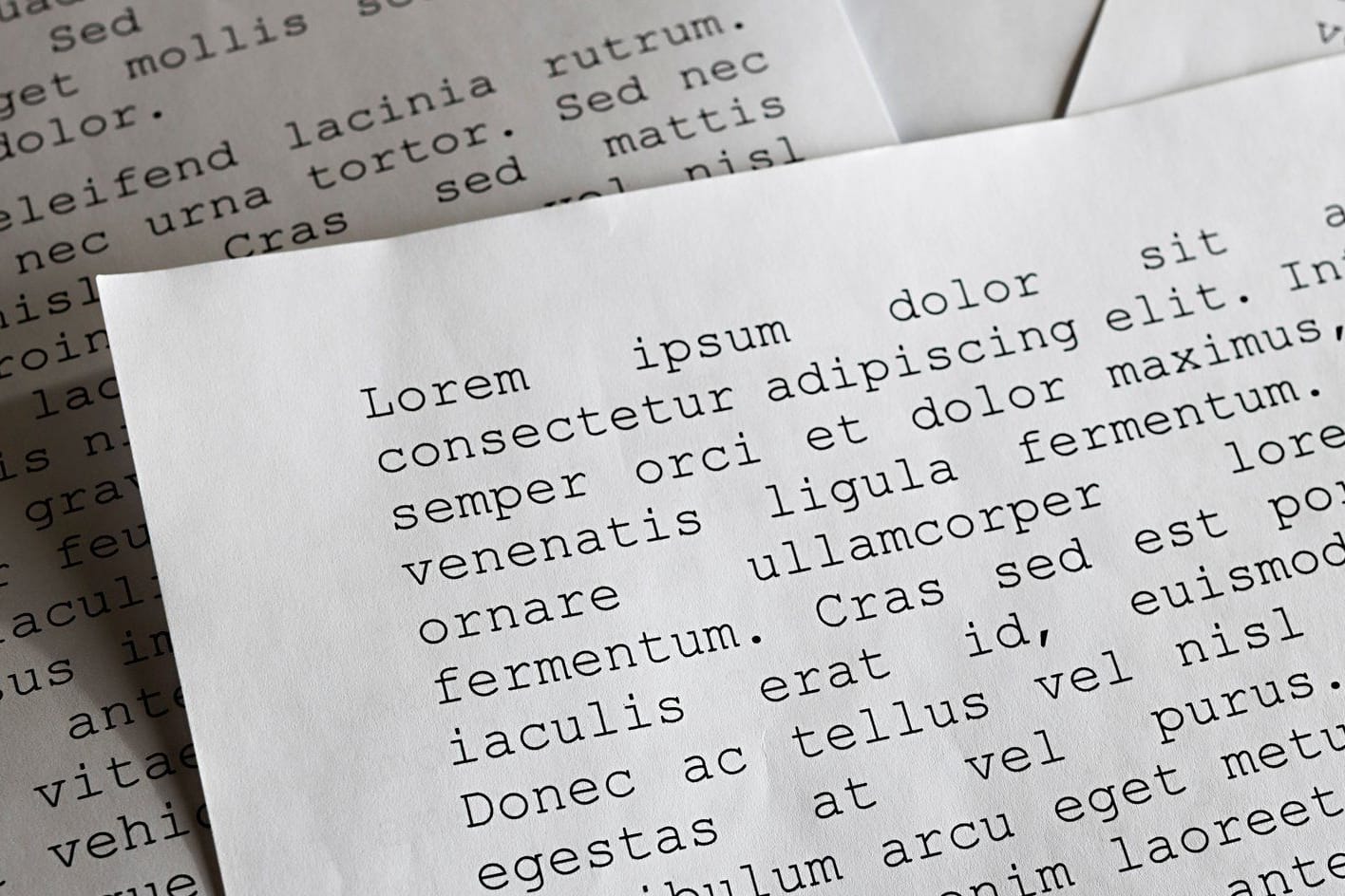 Ein Lorem Ipsum wird häufig von Designern und Schriftstellern verwendet.