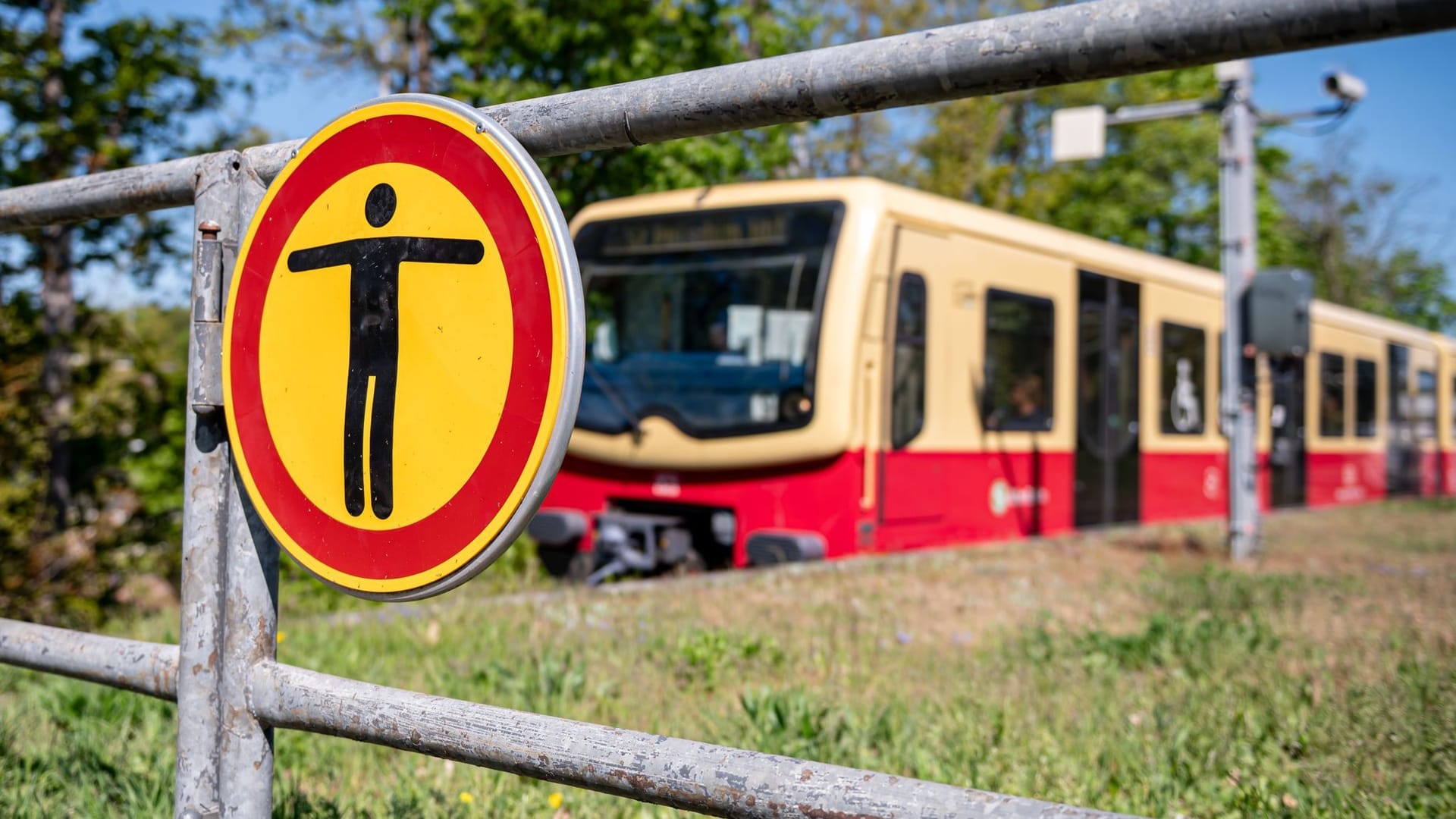 Zwei S-Bahn-Surfer in Berlin gestorben