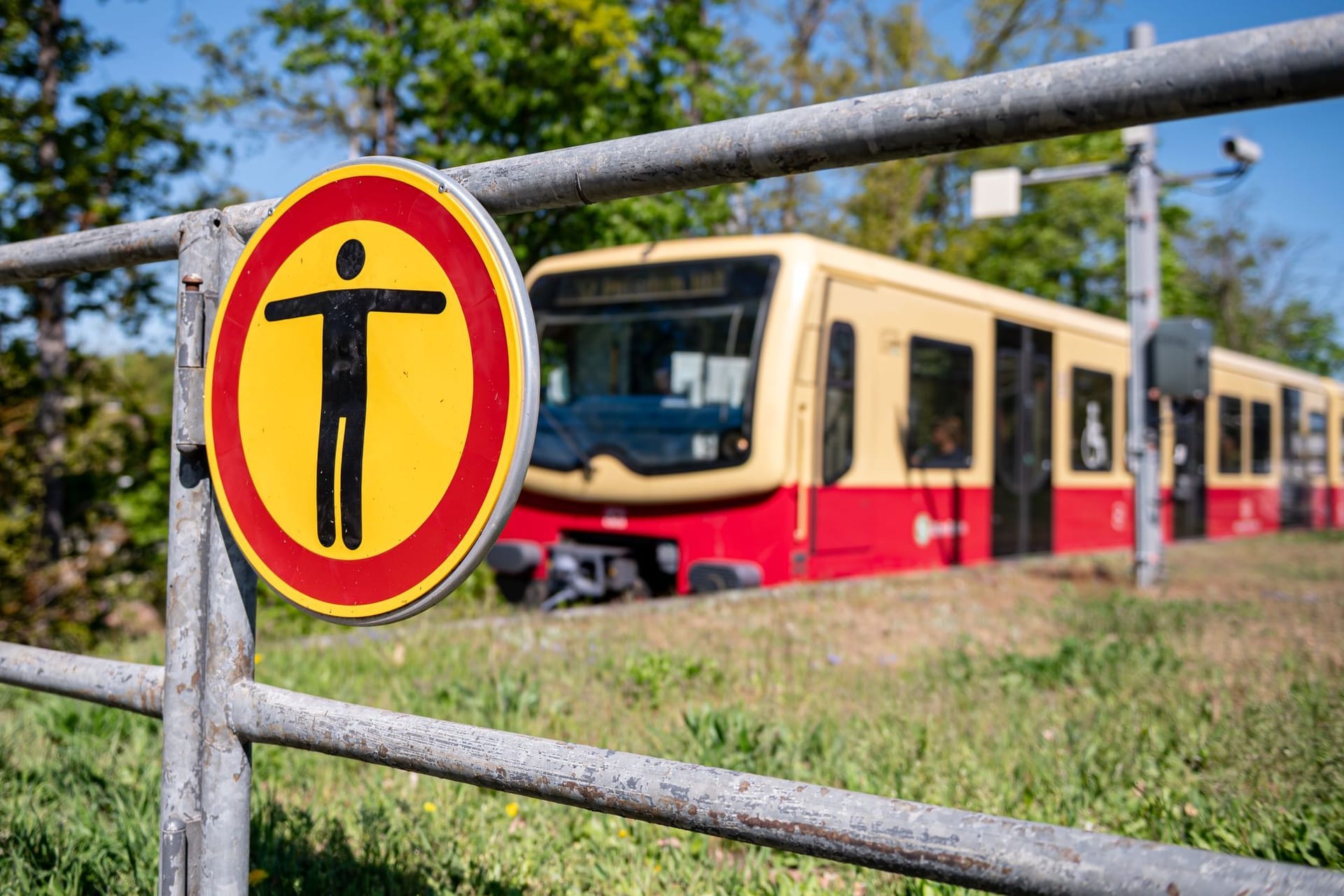 Zwei S-Bahn-Surfer in Berlin gestorben