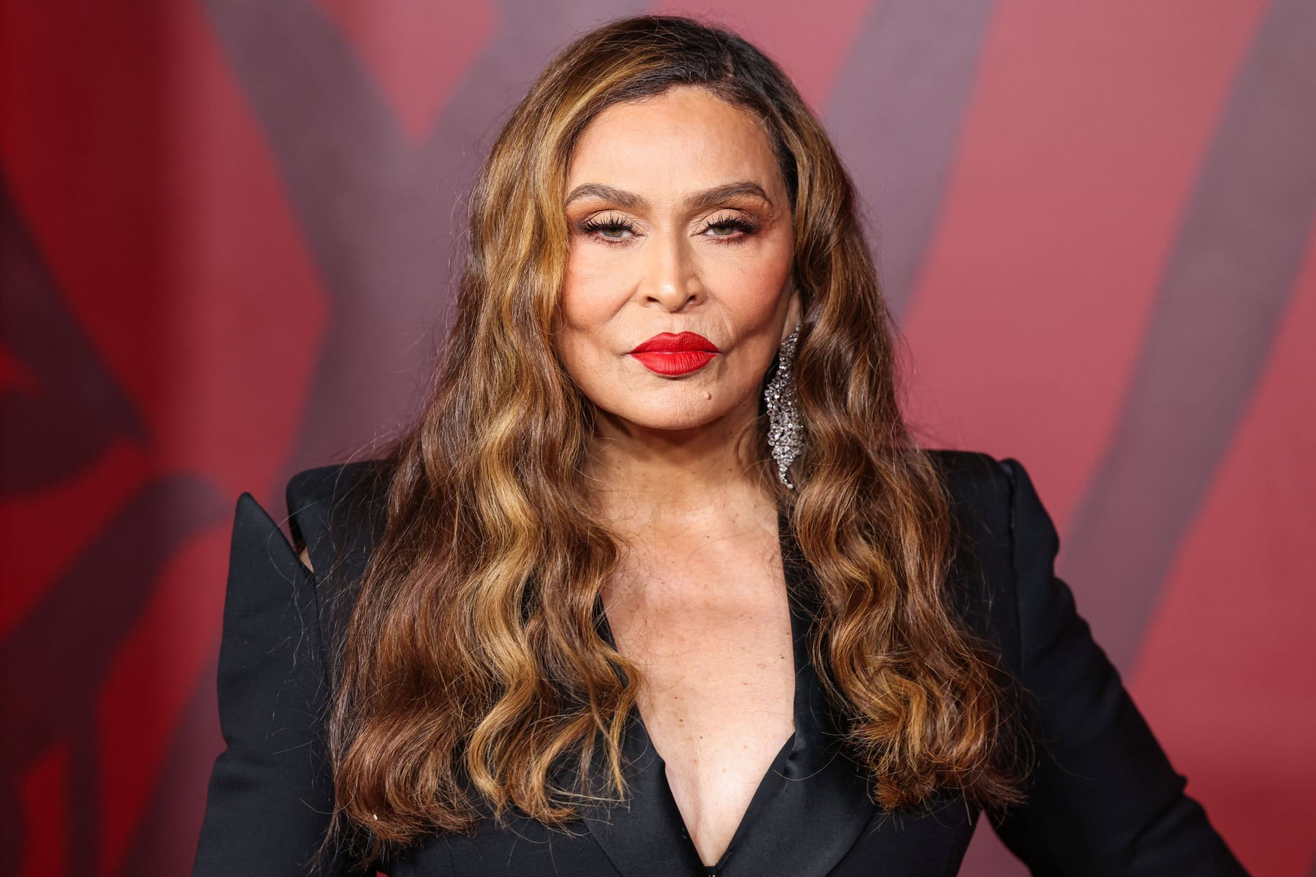 Tina Knowles: Die 71-Jährige musste einen gesundheitlichen Rückschlag verkraften.