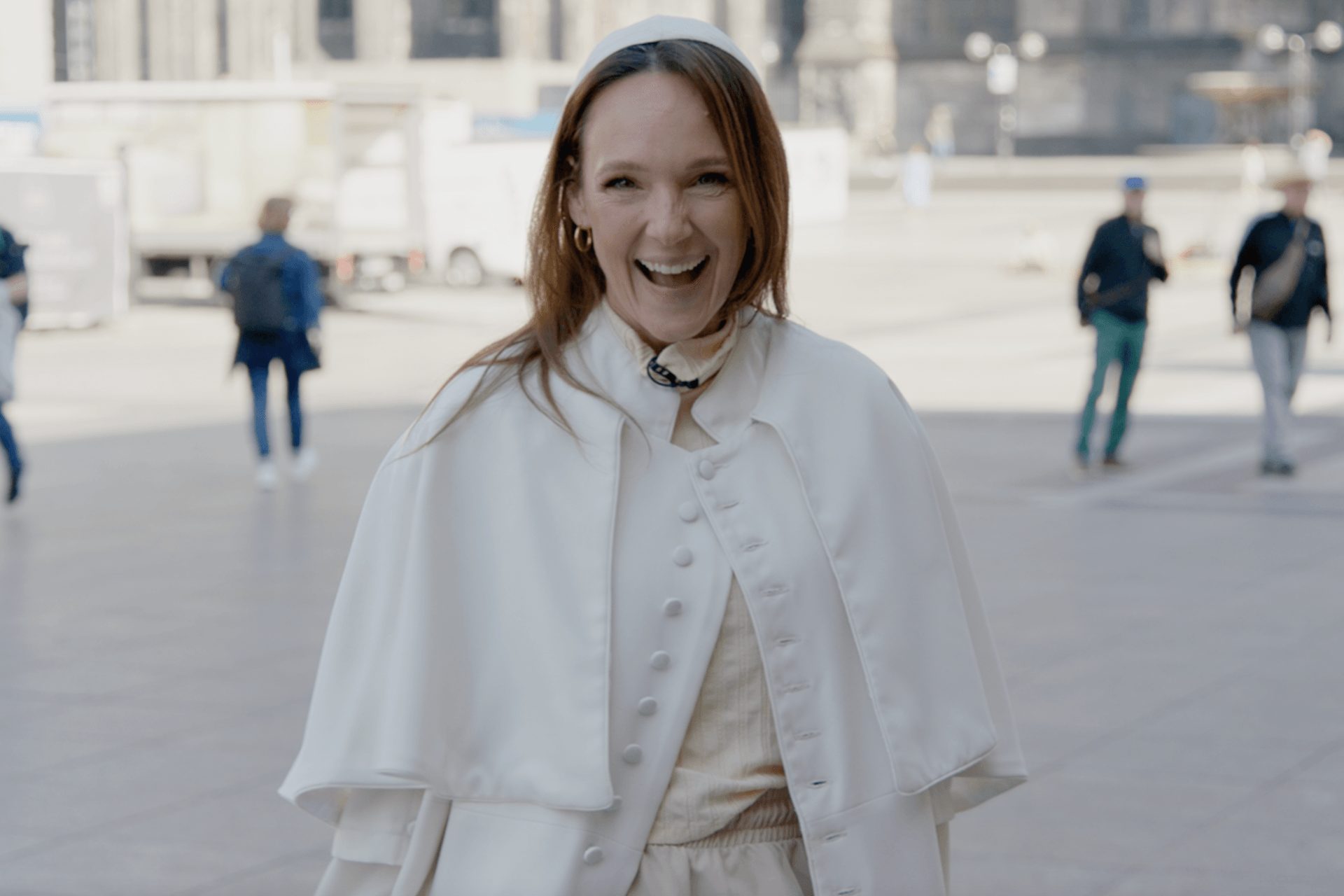 Eine Frau im Amt des Pontifex: Carolin Kebekus als Päpstin.