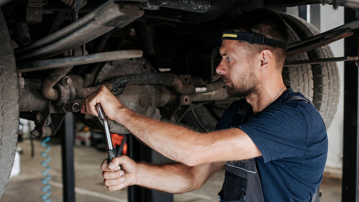 EU-TÜV-Plan: Jährliche Pflicht für Alt-Autos sorgt für Kritik