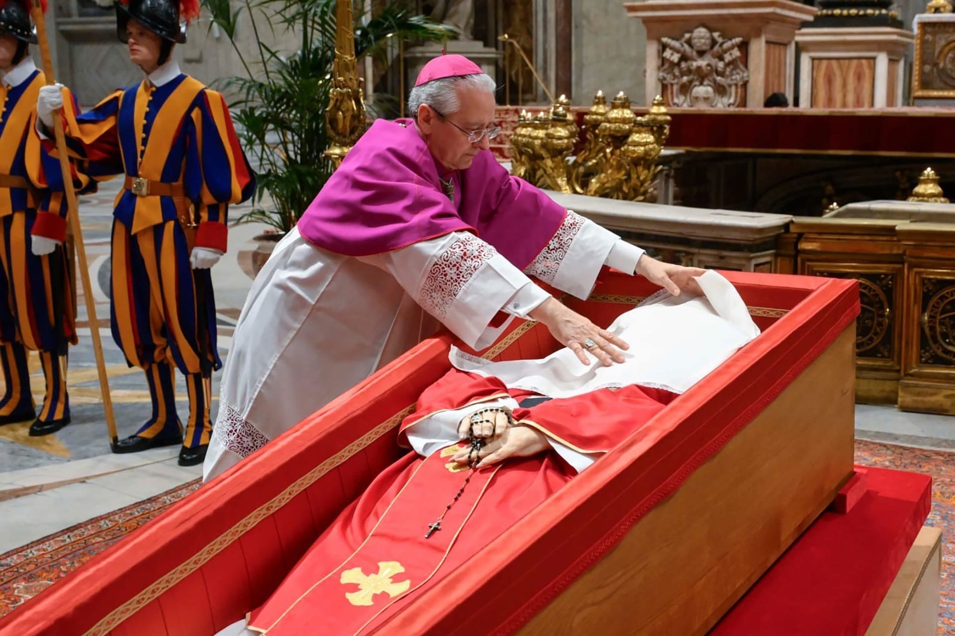Papst Franziskus gestorben - Vatikan