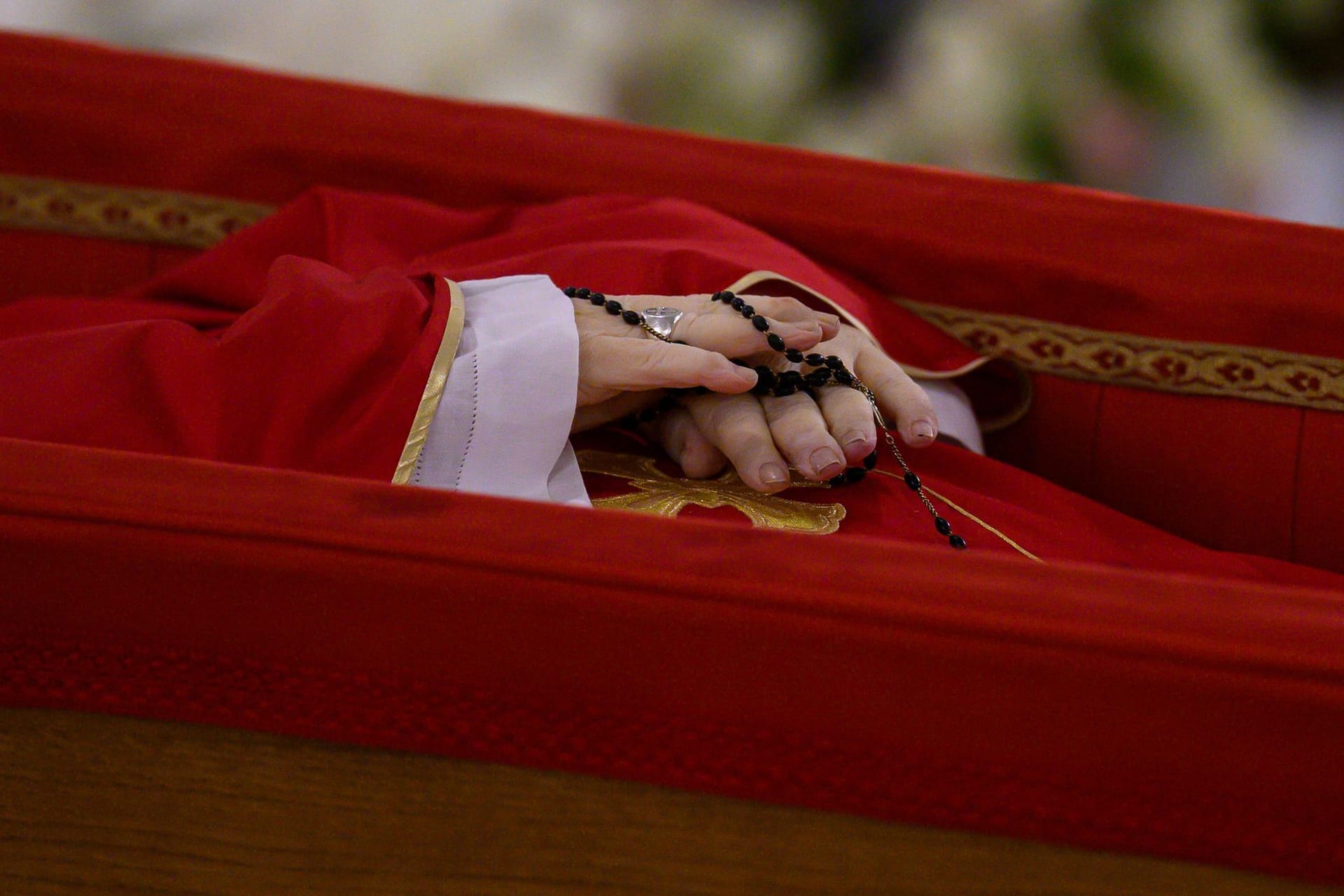 Papst Franziskus gestorben - Aufbahrung im Vatikan