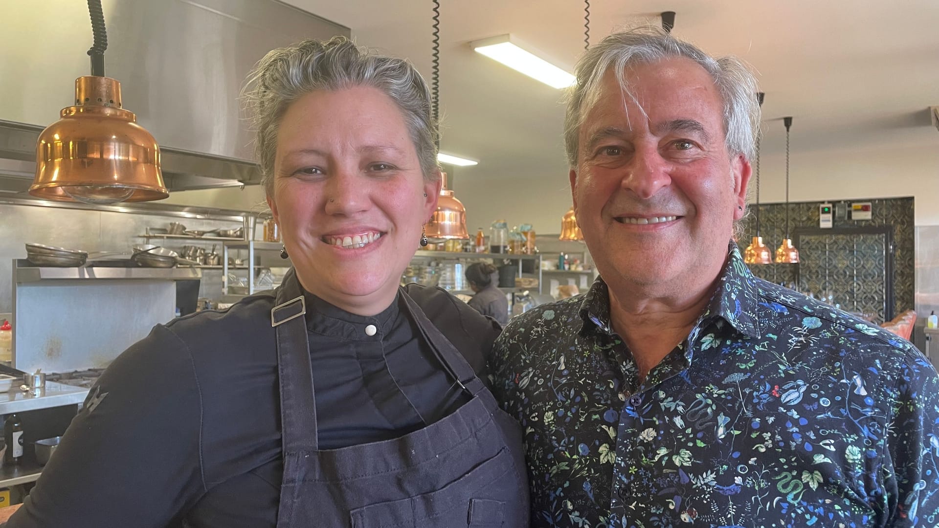 Das Duo hinter dem Watervale Hotel: Küchenchefin Nicola Palmer und Restaurantmanager Warrick Duthy.