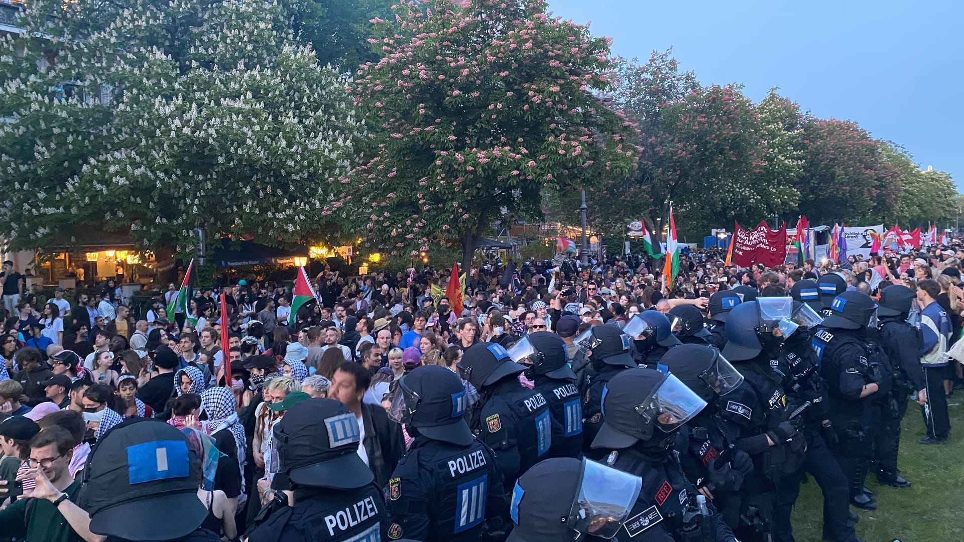 Der hintere Teil des Demonstrationszuges.