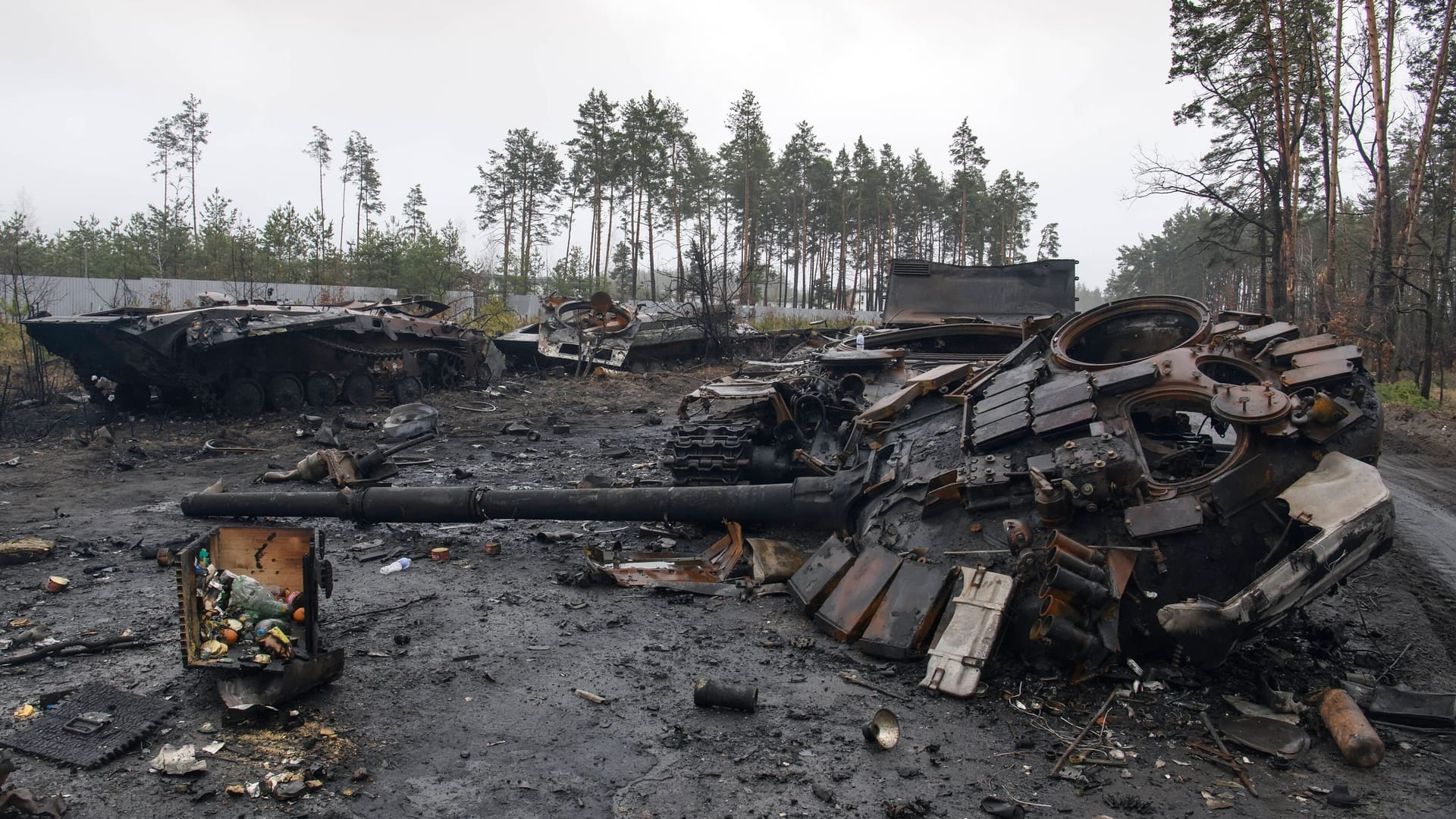 Zerstörtes russisches Kriegsgerät in der Ukraine (Archivbild).