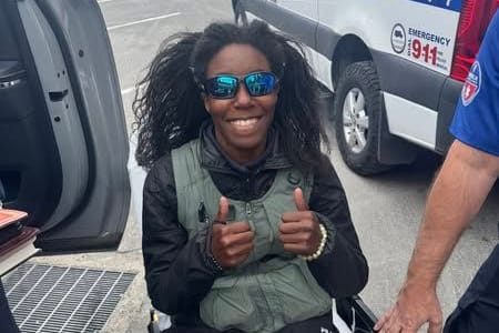 Tiffany Slaton: Die Wanderin war mehr als drei Wochen lang vermisst worden – und strahlte bei ihrer Rettung.