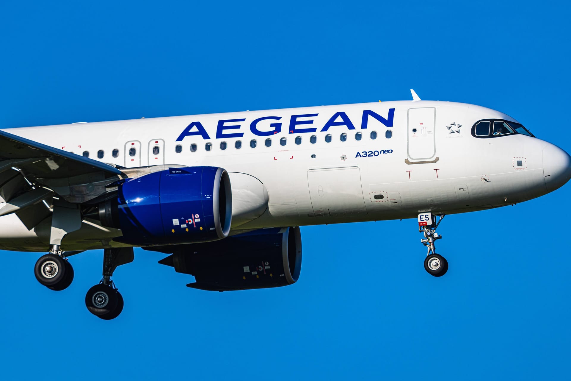 Ein A320neo von Aegean Airlines (Archivbild): Ab dem 25. Mai fliegt – zusätzlich zum Sundair-Angebot – Aegean Airlines jeden Sonntag von Bremen nach Kreta.
