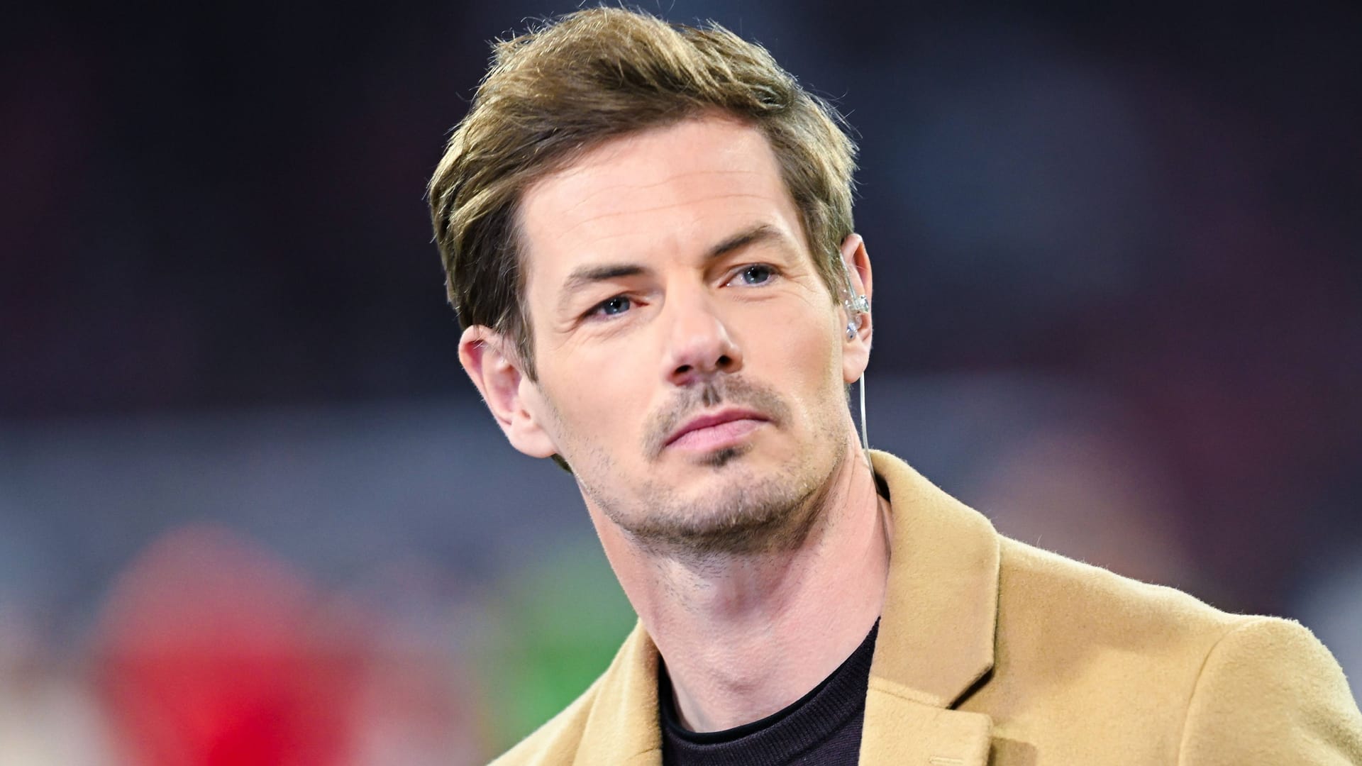 Alex Schlüter: Der 40-Jährige begann seine TV-Karriere beim Streamingdienst DAZN, wurde dort zum Gesicht der Fußball-Übertragungen.