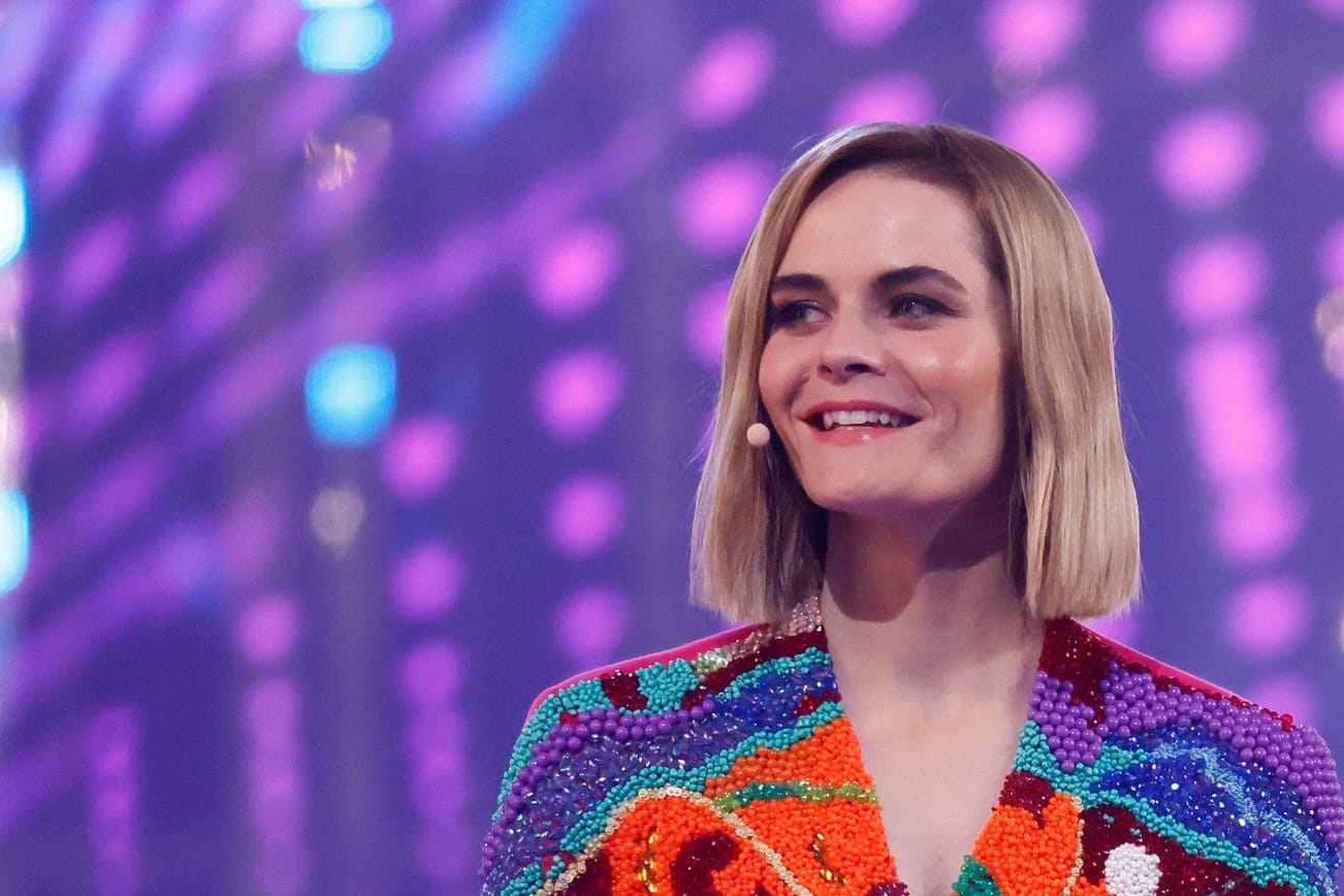 Hazel Brugger: Sie moderierte den Eurovision Song Contest 2025.