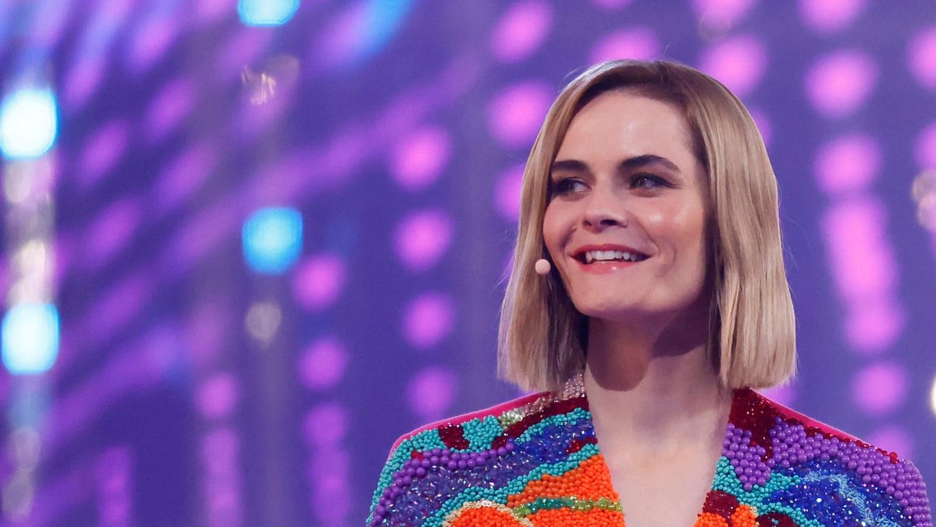 Hazel Brugger: Sie moderierte den Eurovision Song Contest 2025.