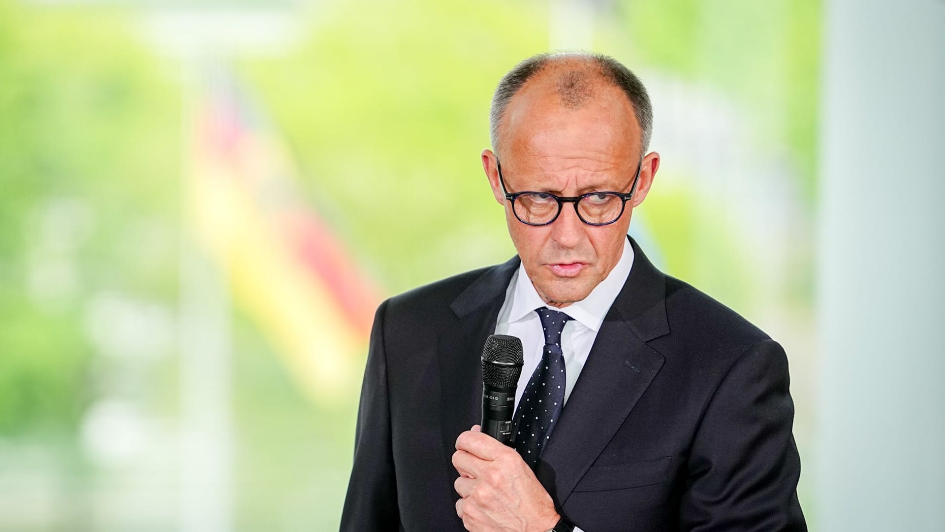 «Youth4Peace» bei Bundeskanzler Merz «Youth4Peace» bei Bundeskanzler Merz
