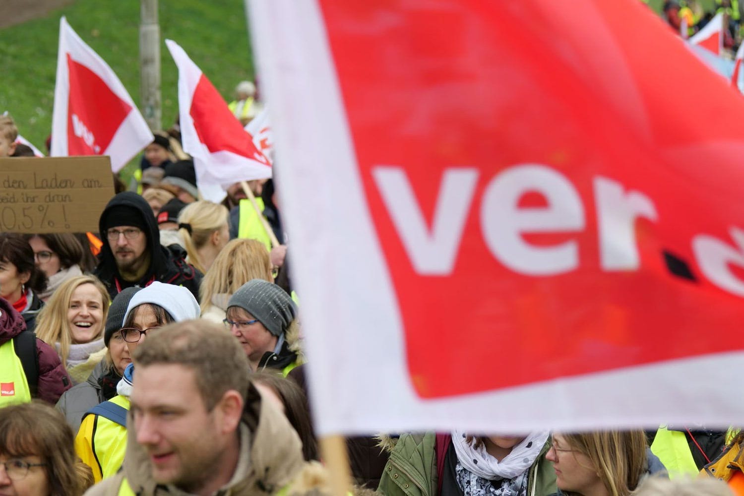 Verdi-Demonstration (Archivbild): Die nächste Verhandlungsrunde ist für den 28. Mai angesetzt.
