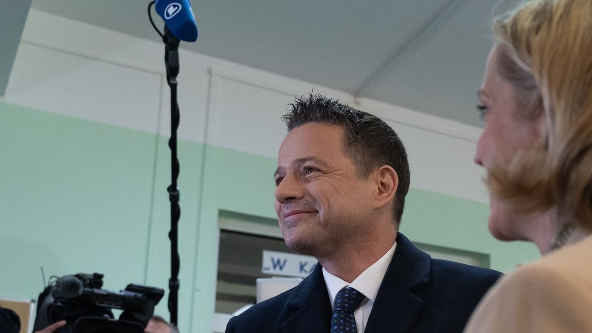 Hauchdünner Vorsprung für Trzaskowski bei Wahl in Polen
